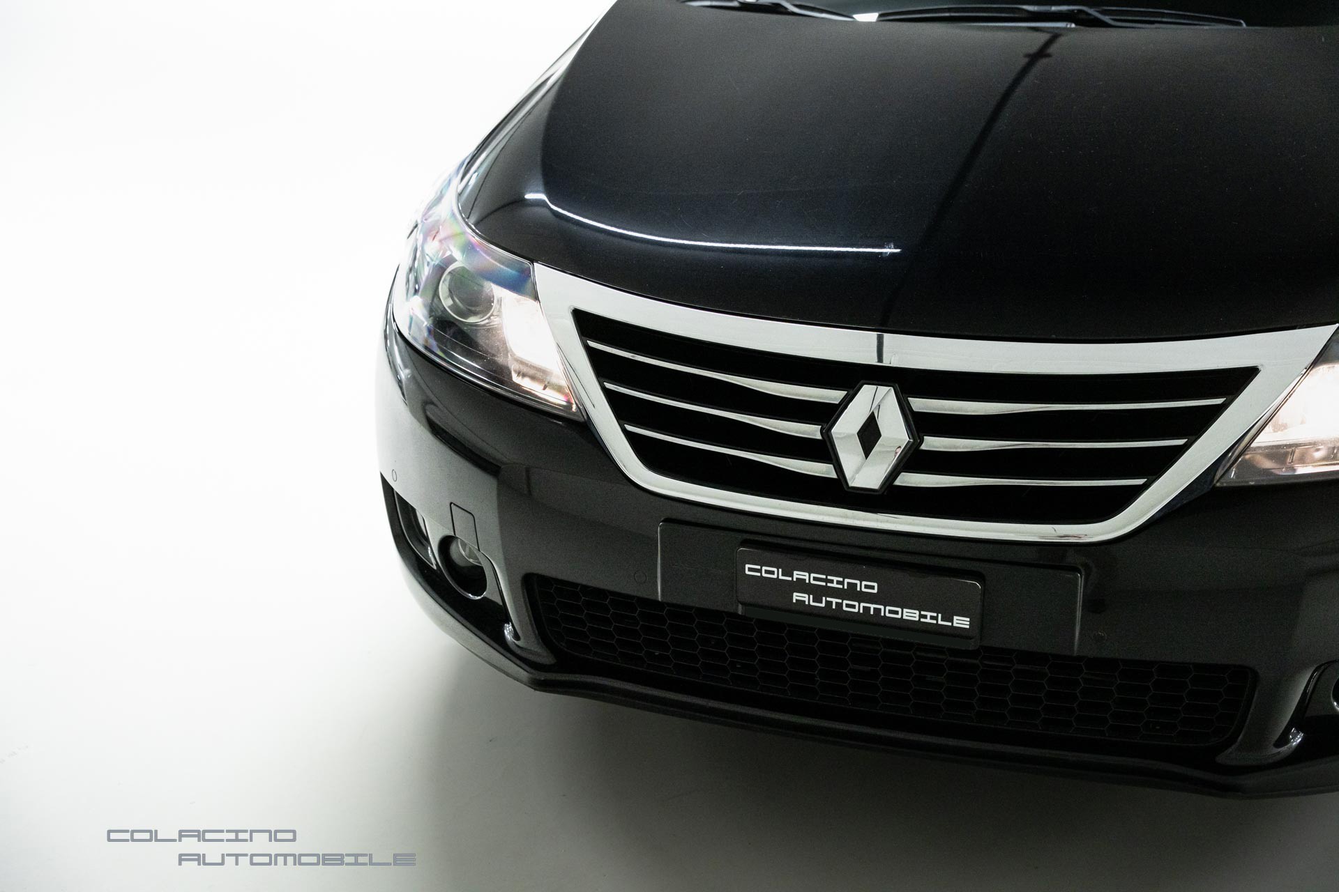 RENAULT Latitude 2.0 dCi Dynamique active-shift-image-8