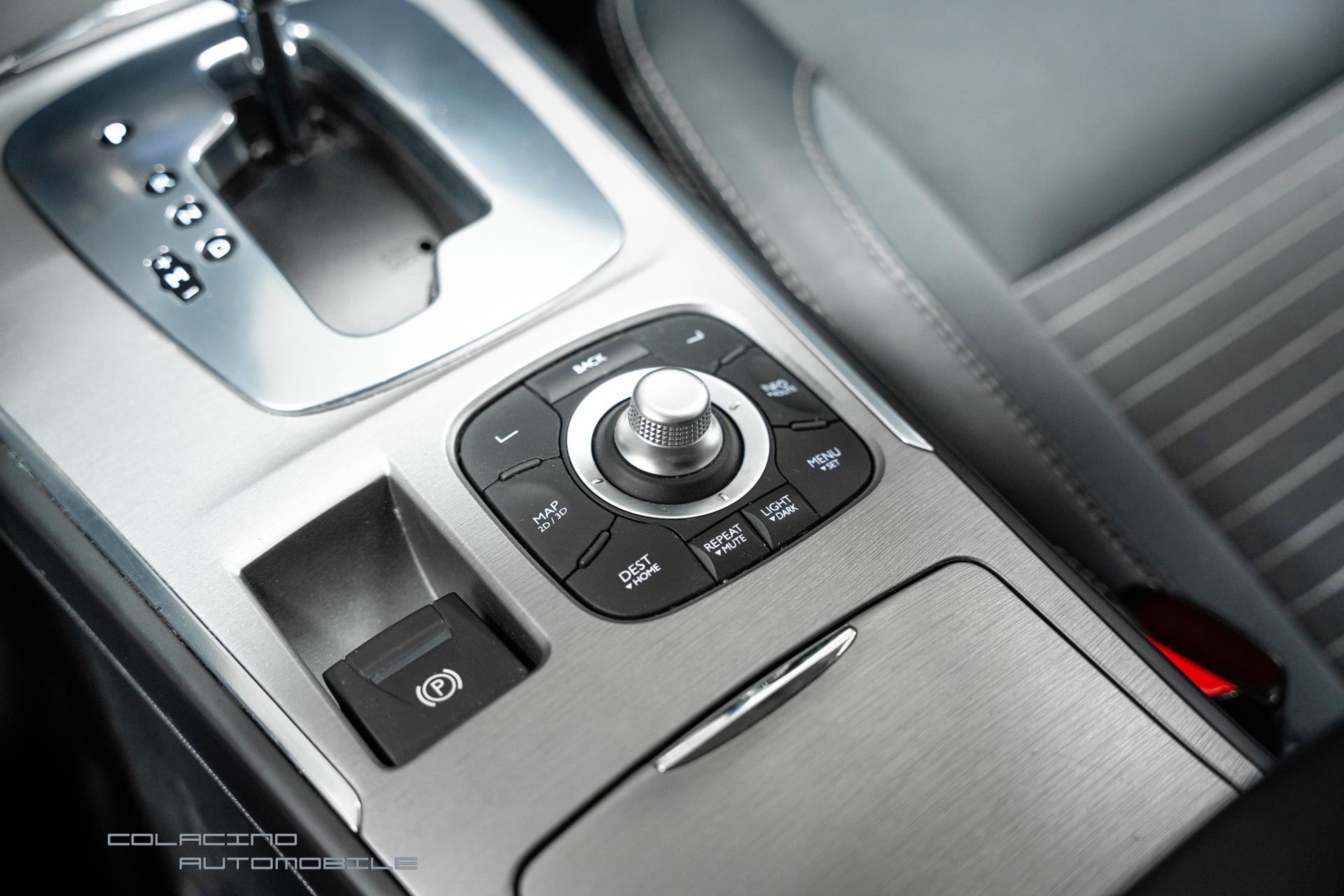 RENAULT Latitude 2.0 dCi Dynamique active-shift-image-25