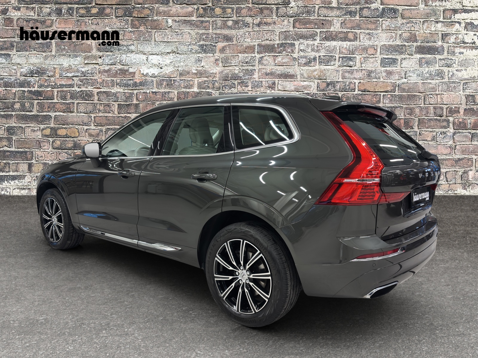 VOLVO XC60 2.0 D5 Inscription AWD-showroom-element-2