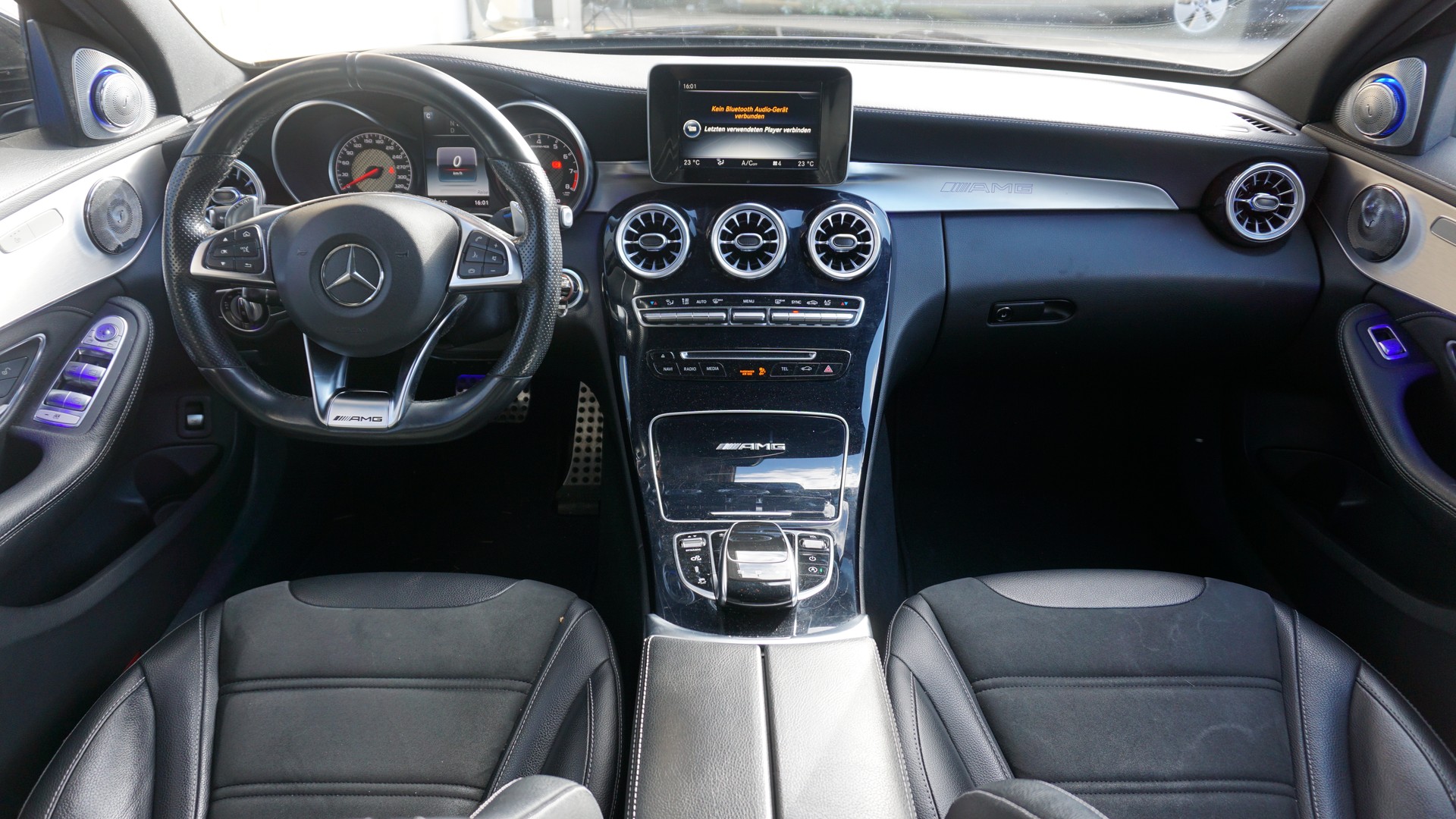 MERCEDES-BENZ C 63 AMG Speedshift-image-11