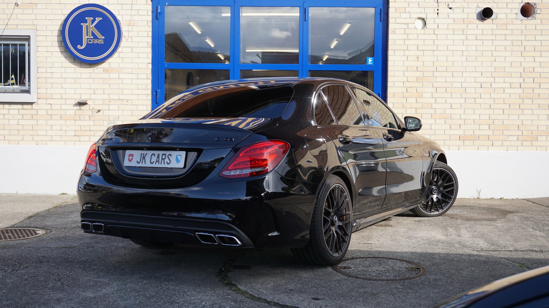 MERCEDES-BENZ C 63 AMG Speedshift-image-5