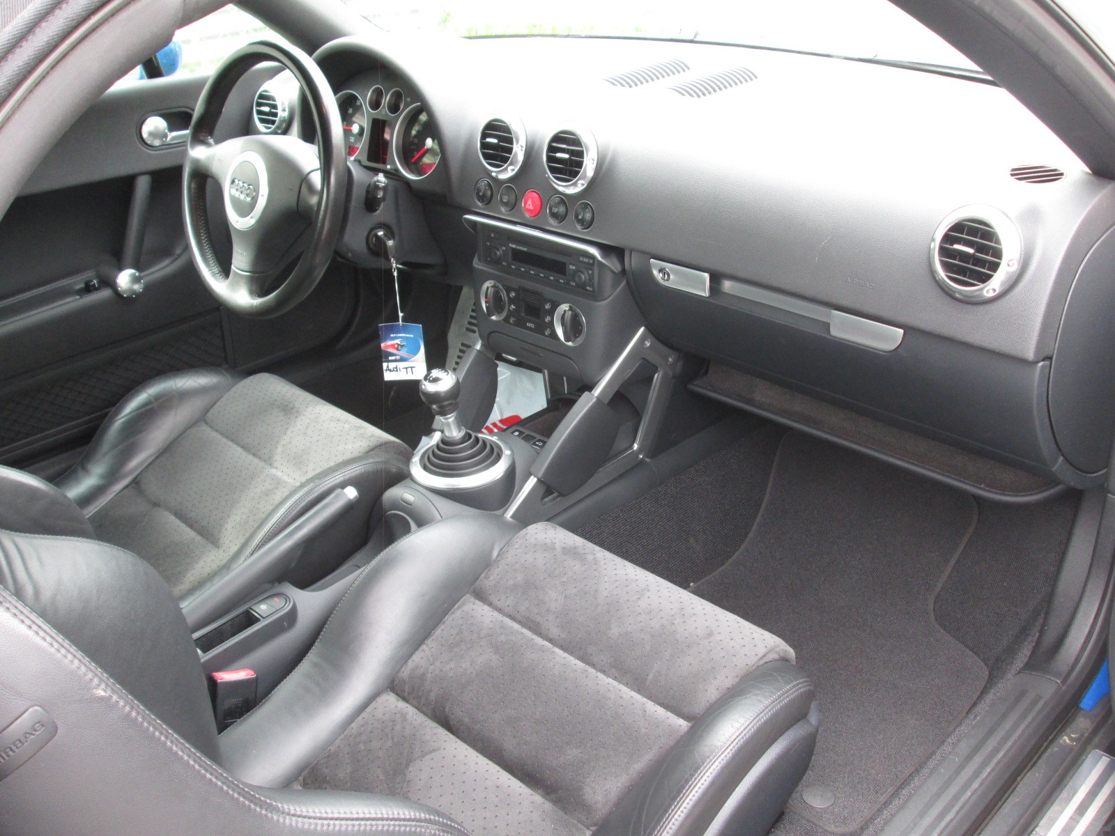 AUDI TT Roadster 1.8 T-image-6