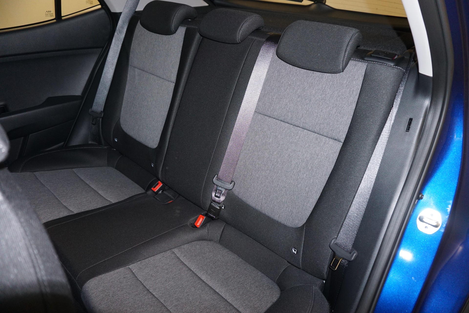 KIA Stonic 1.0 T-GDi DCT-image-7