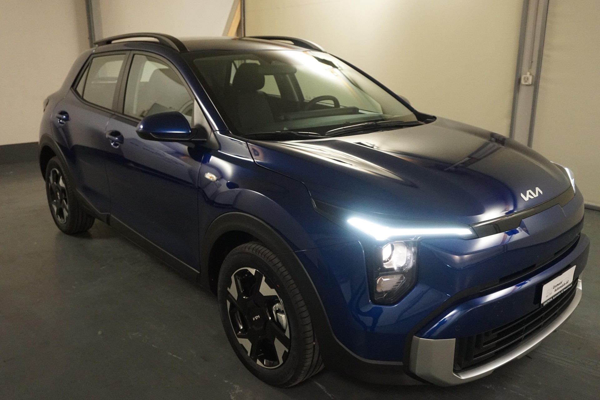 KIA Stonic 1.0 T-GDi-showroom-element-2