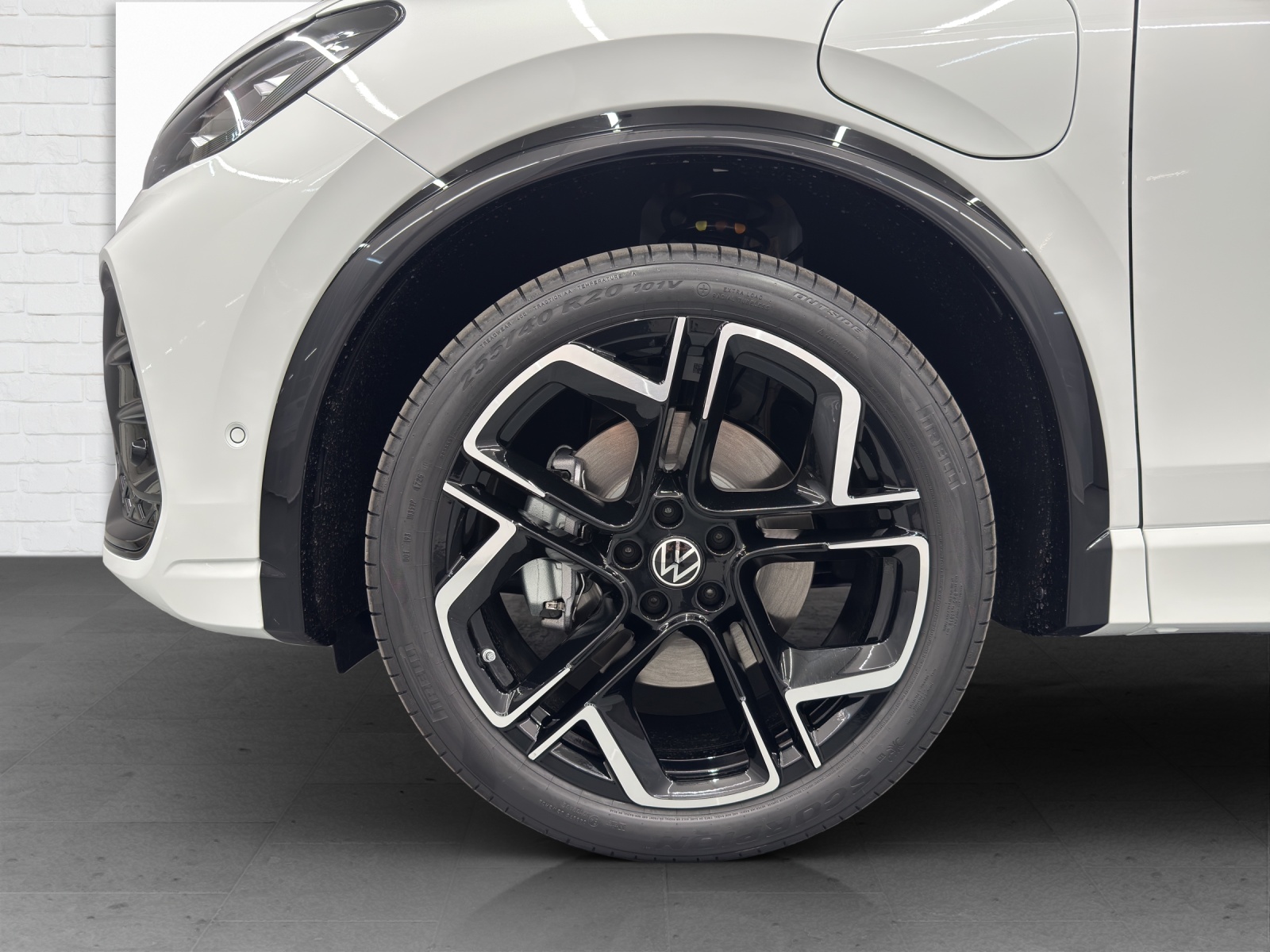 VW Tiguan 1.5 TSI PHEV R-Line United DSG-image-5