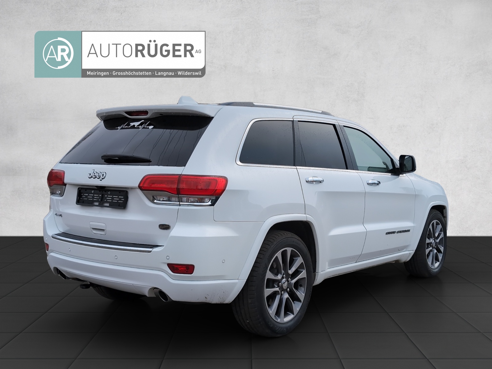 JEEP Grand Cherokee 3.6 Overland-image-5