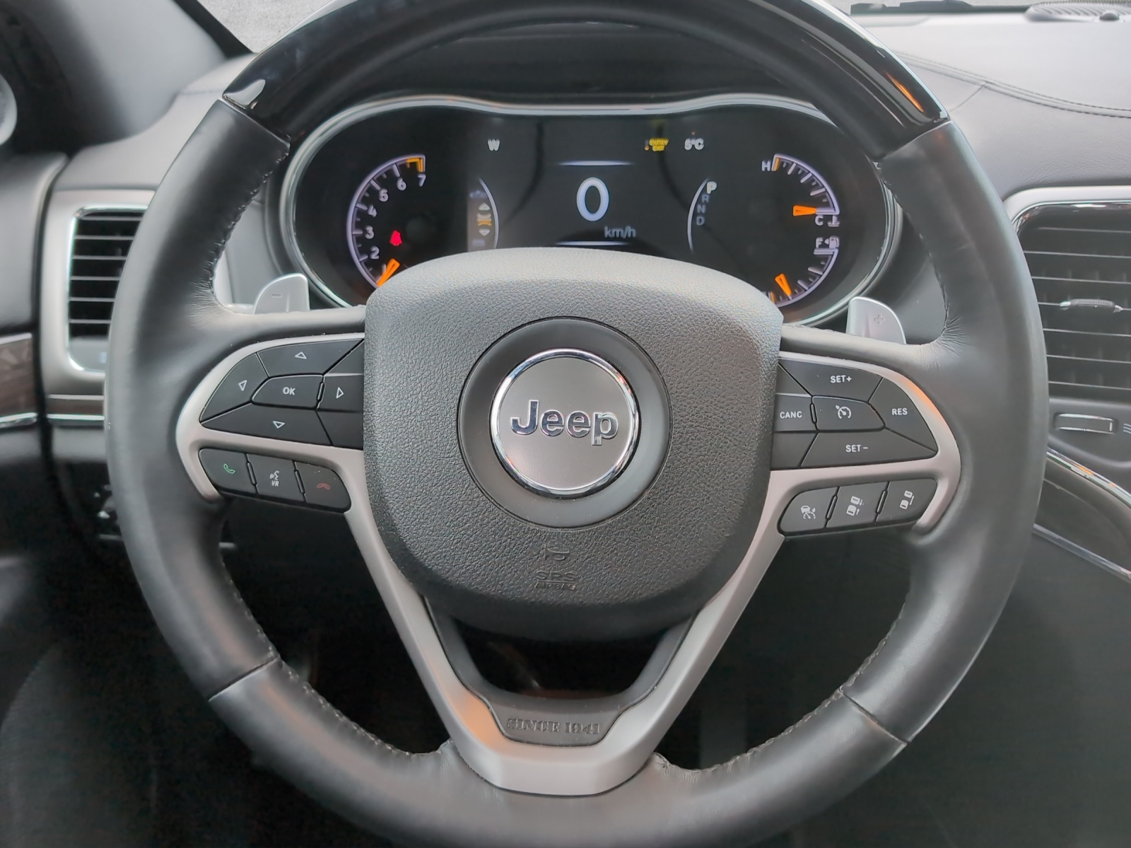 JEEP Grand Cherokee 3.6 Overland-image-10