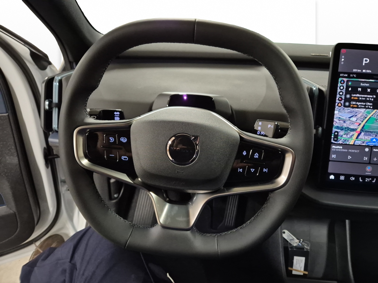 VOLVO EX30 E60 Plus-image-11