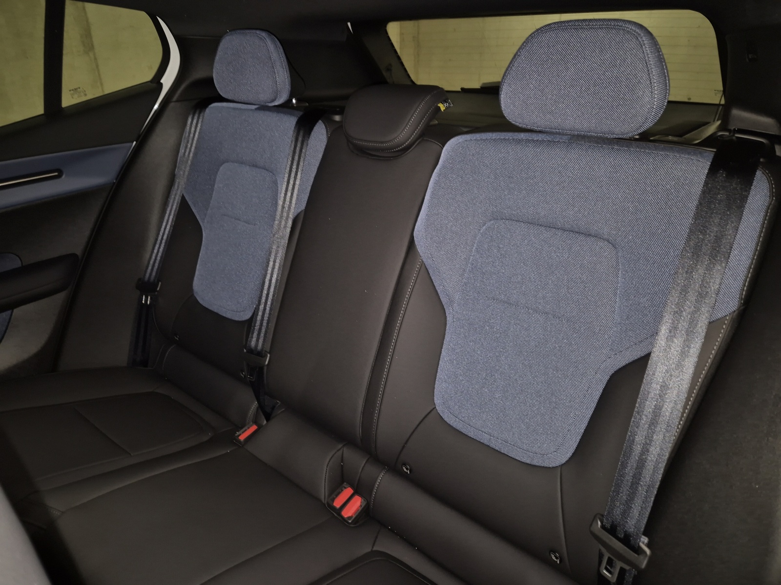 VOLVO EX30 E60 Plus-image-15