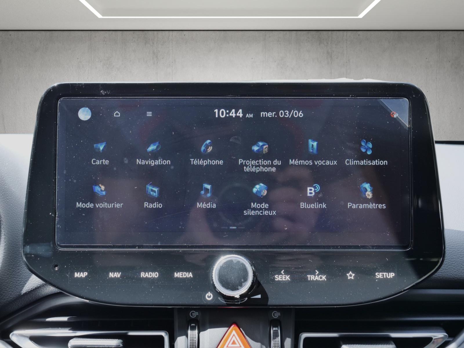 HYUNDAI i30 Wagon 1.5 T-GDi Amplia-image-13