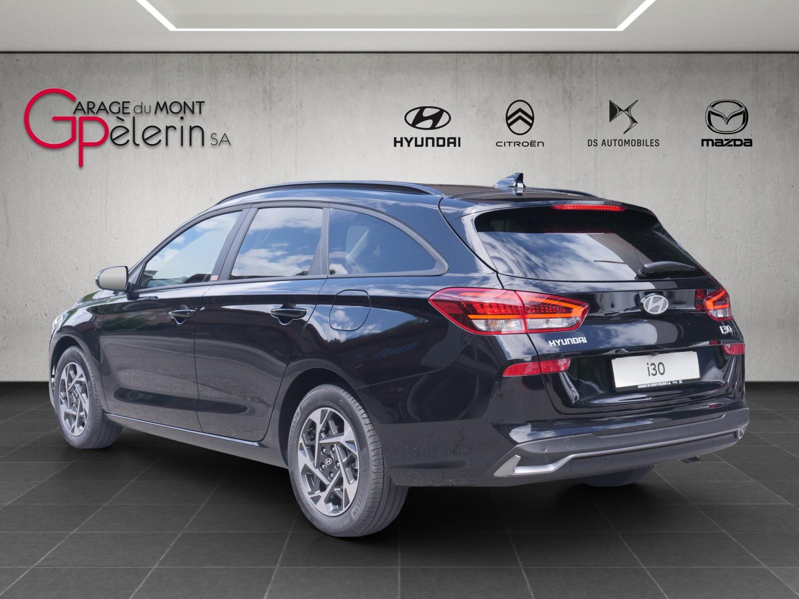 HYUNDAI i30 Wagon 1.5 T-GDi Amplia-showroom-element-1