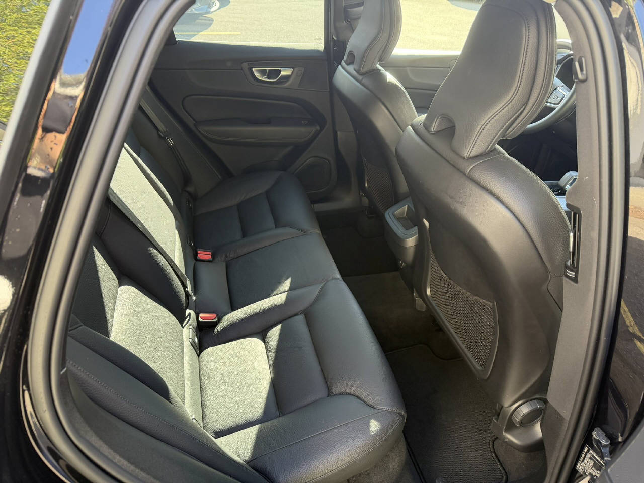 VOLVO XC60 2.0 B4 MH Core AWD-image-11
