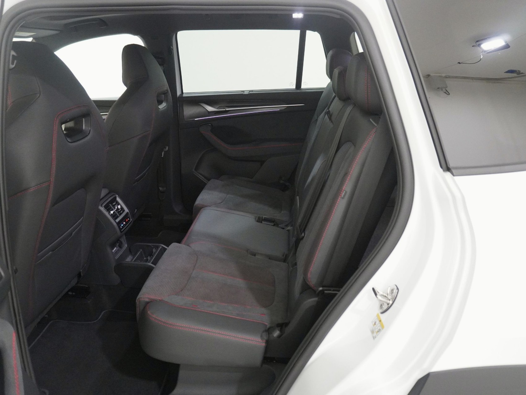 SKODA Kodiaq 2.0 TSI RS-image-15