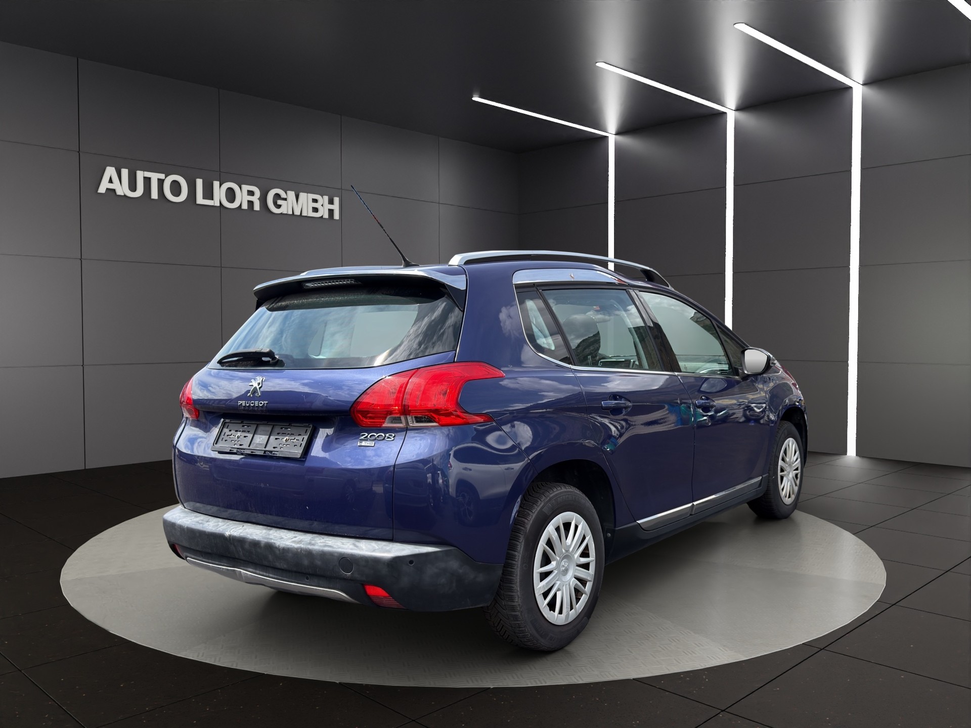 PEUGEOT 2008 1.2 PureTech Active-image-4