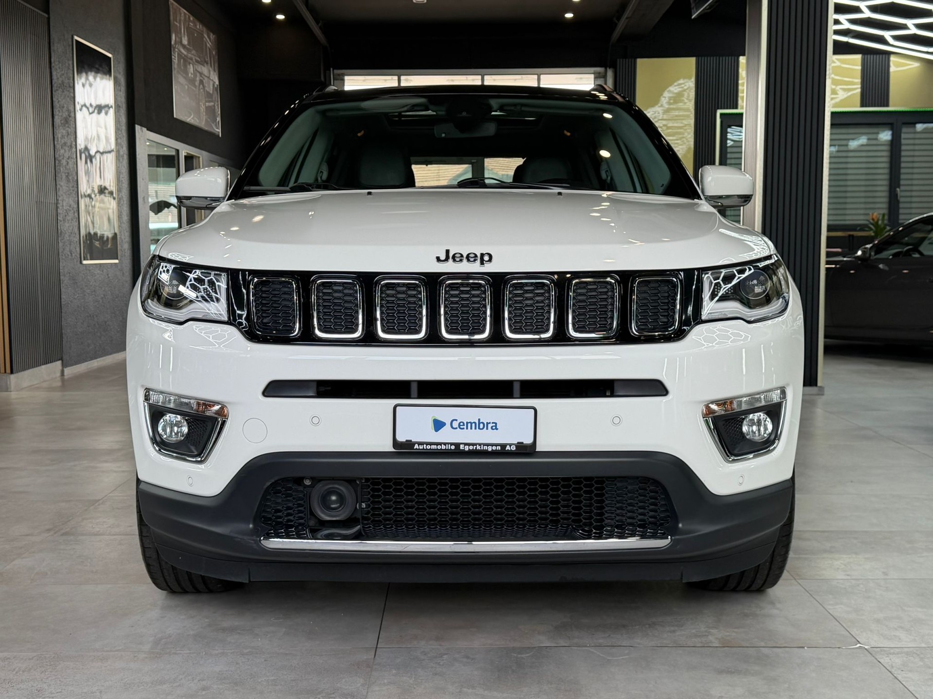 JEEP Compass 1.4 Turbo Limited AWD 9ATX-showroom-element-1