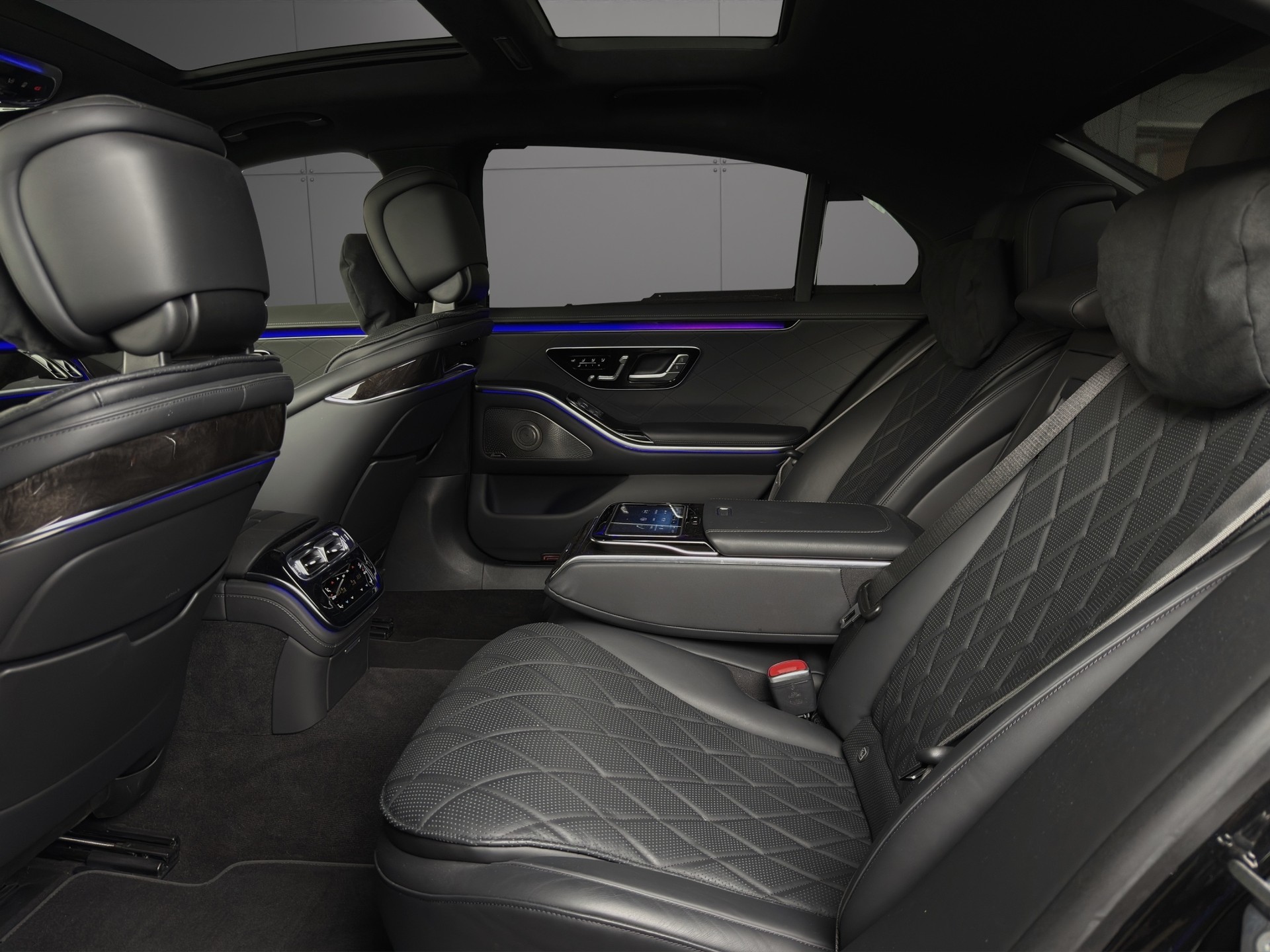 MERCEDES-BENZ S 500 L 4Matic AMG Line 9G-Tronic-image-5