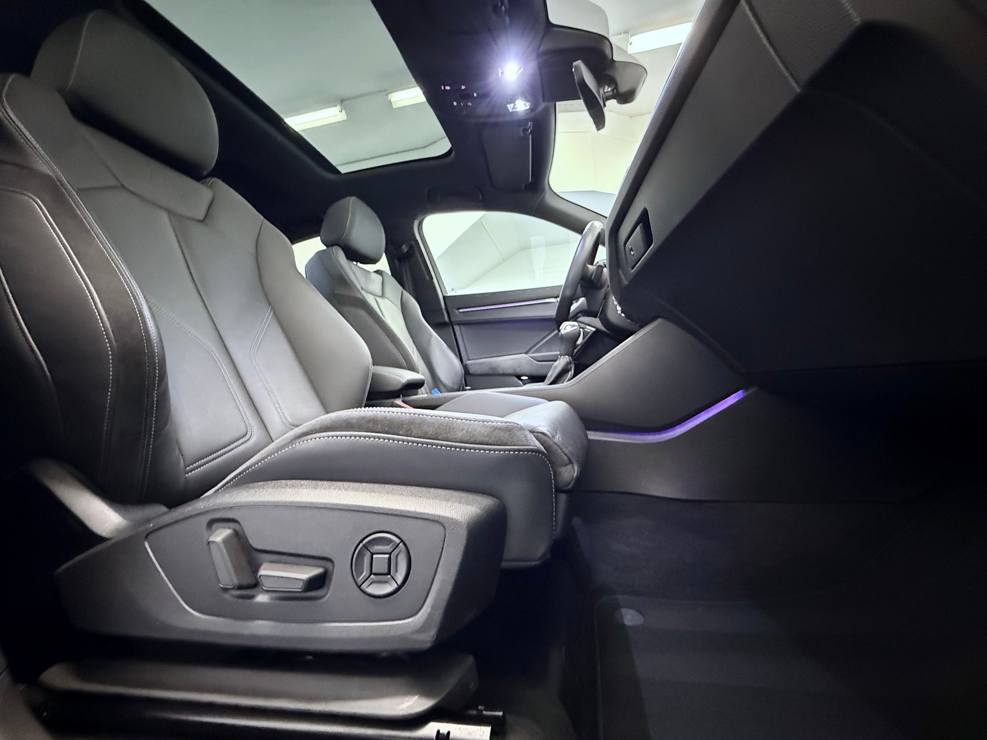AUDI Q3 Sportback 45 TFSI S line quattro S-tronic-image-23
