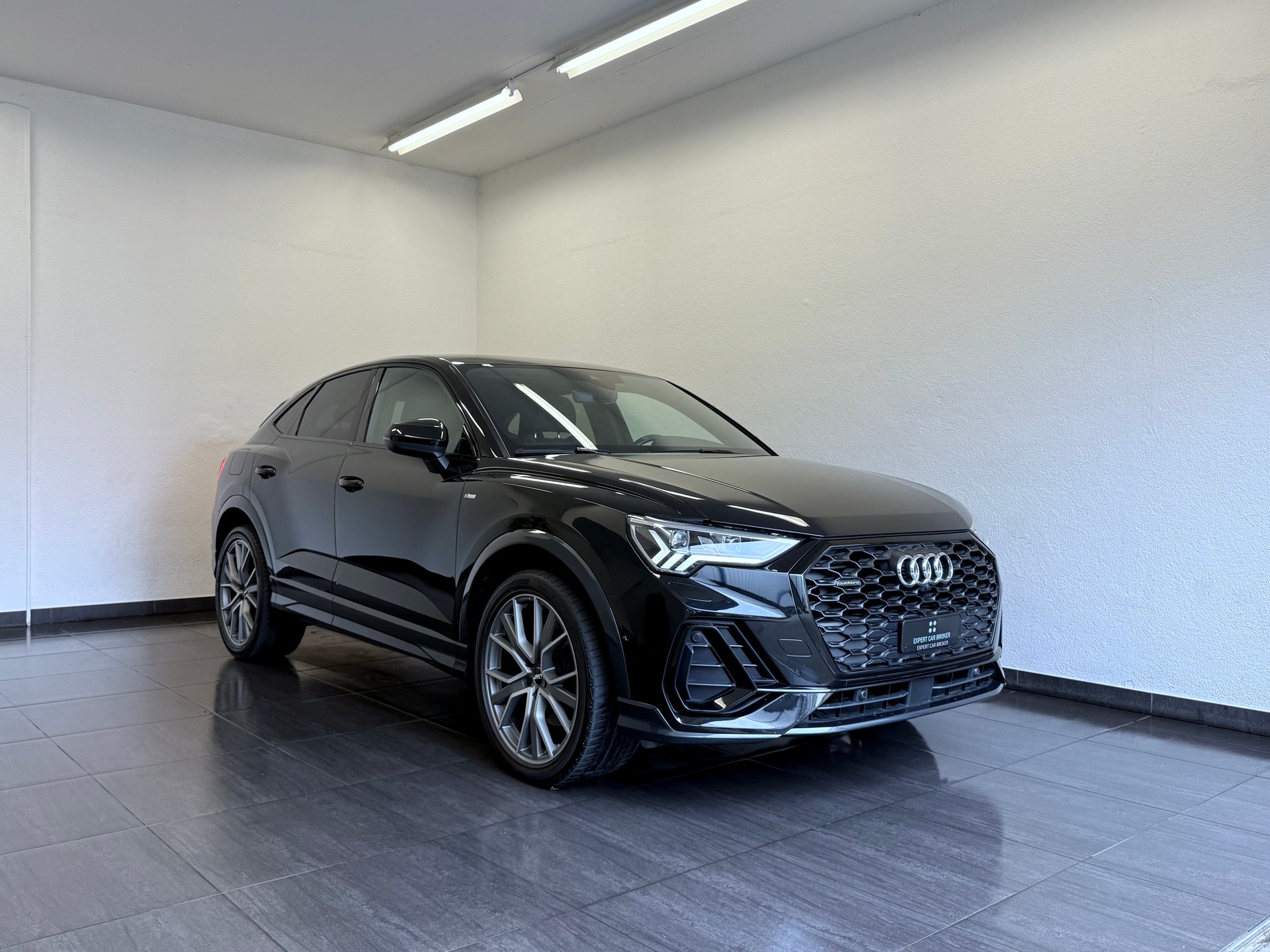 AUDI Q3 Sportback 45 TFSI S line quattro S-tronic