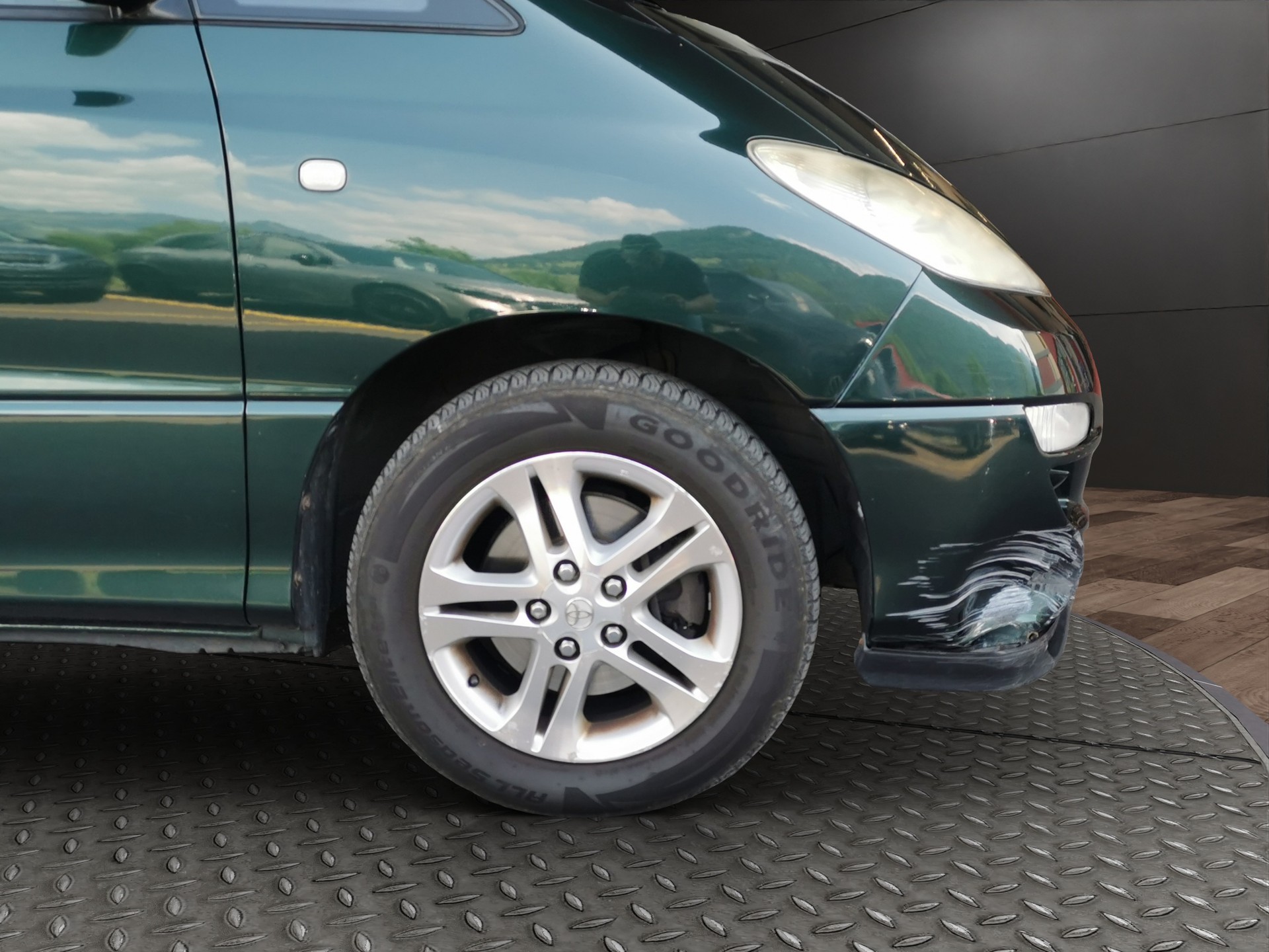 TOYOTA Previa 2.4 Linea Luna-showroom-element-3