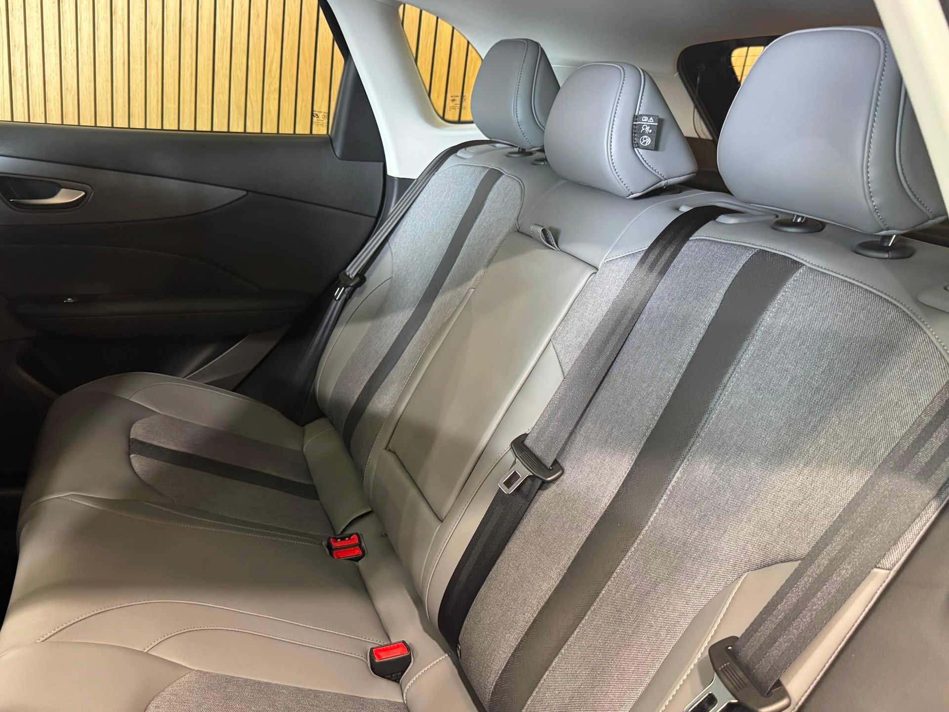 MG S5 EV 64kWh Luxury-image-24