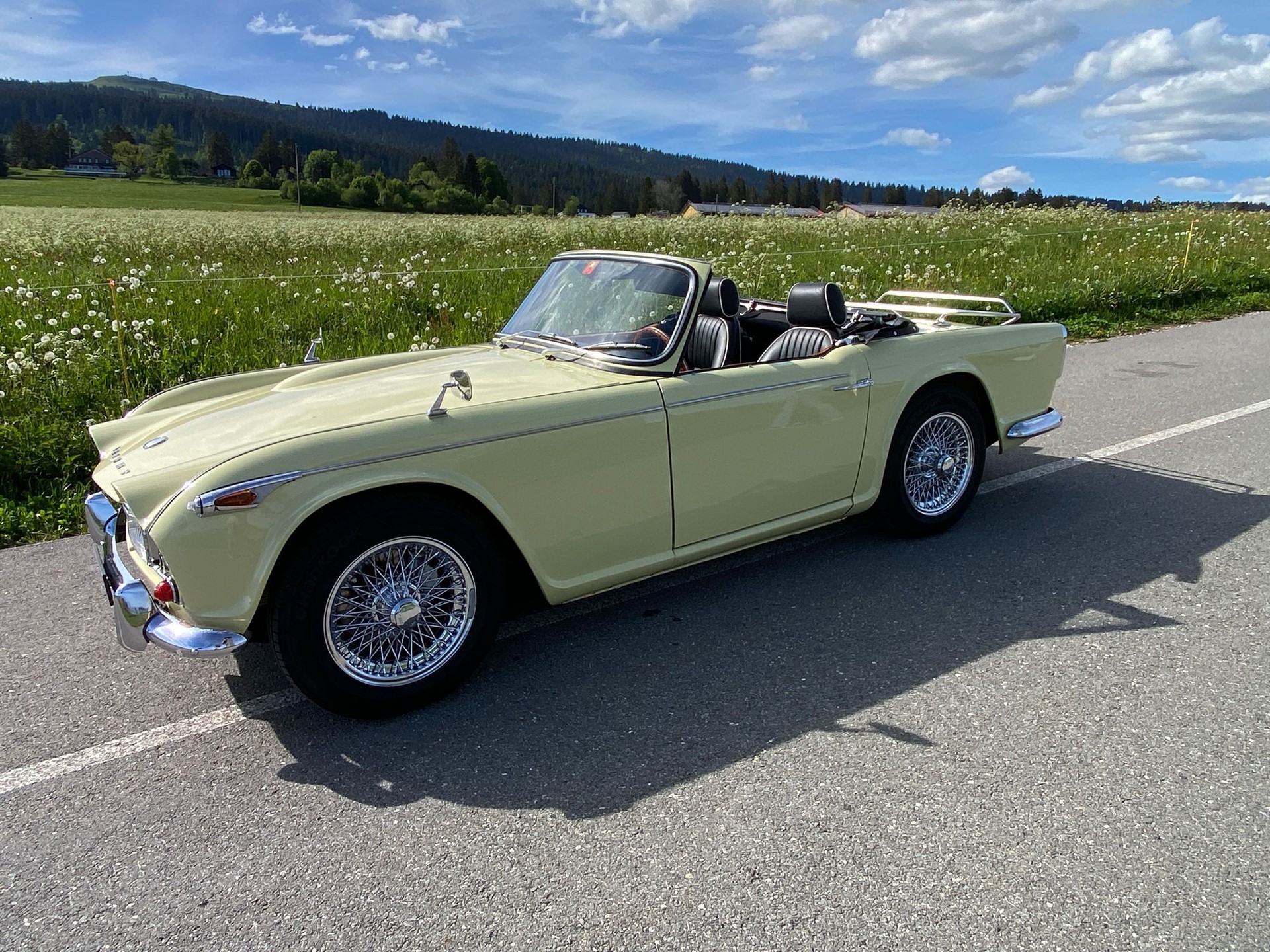TRIUMPH TR4A