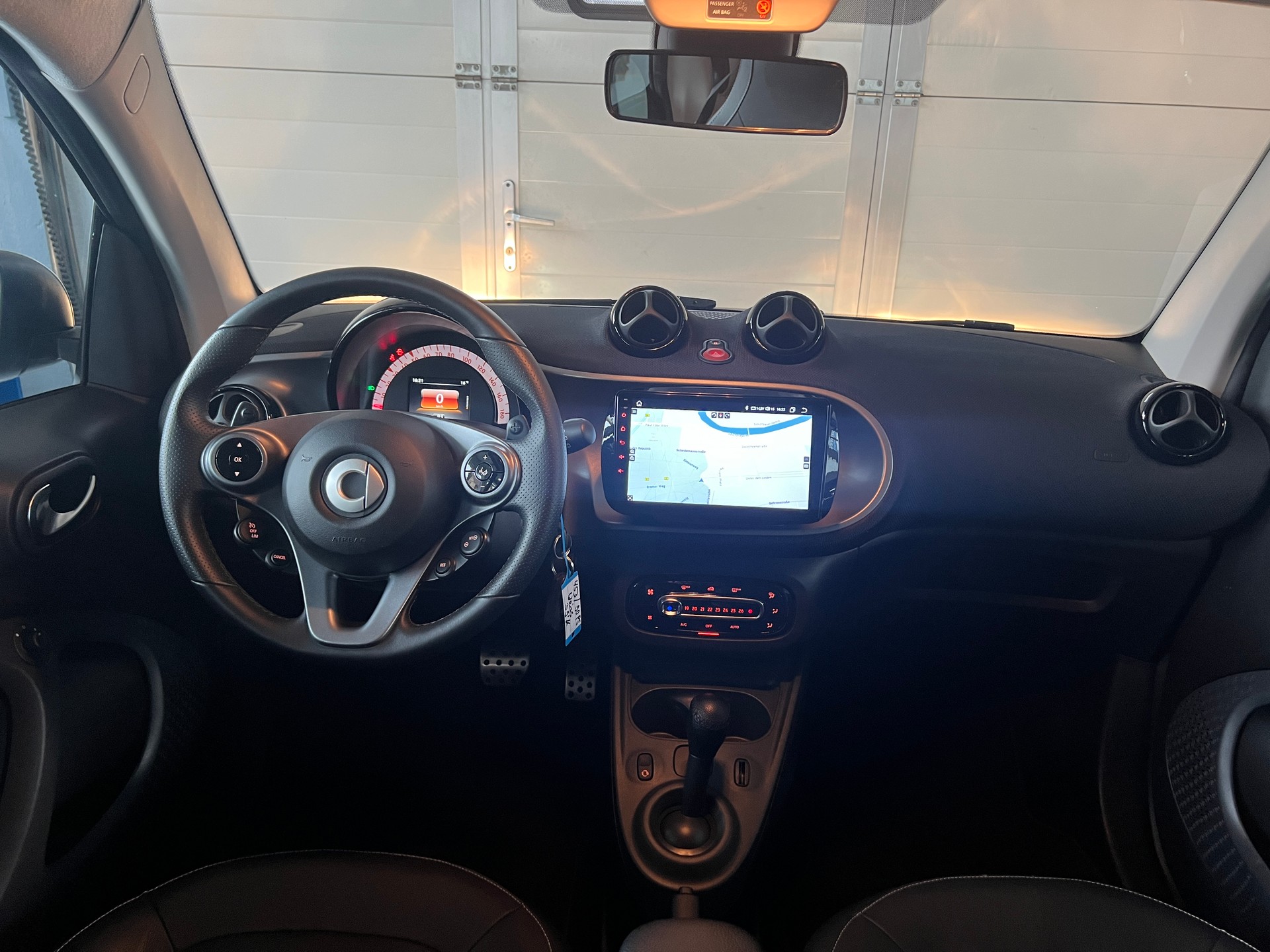 SMART fortwo prime twinmatic-image-9