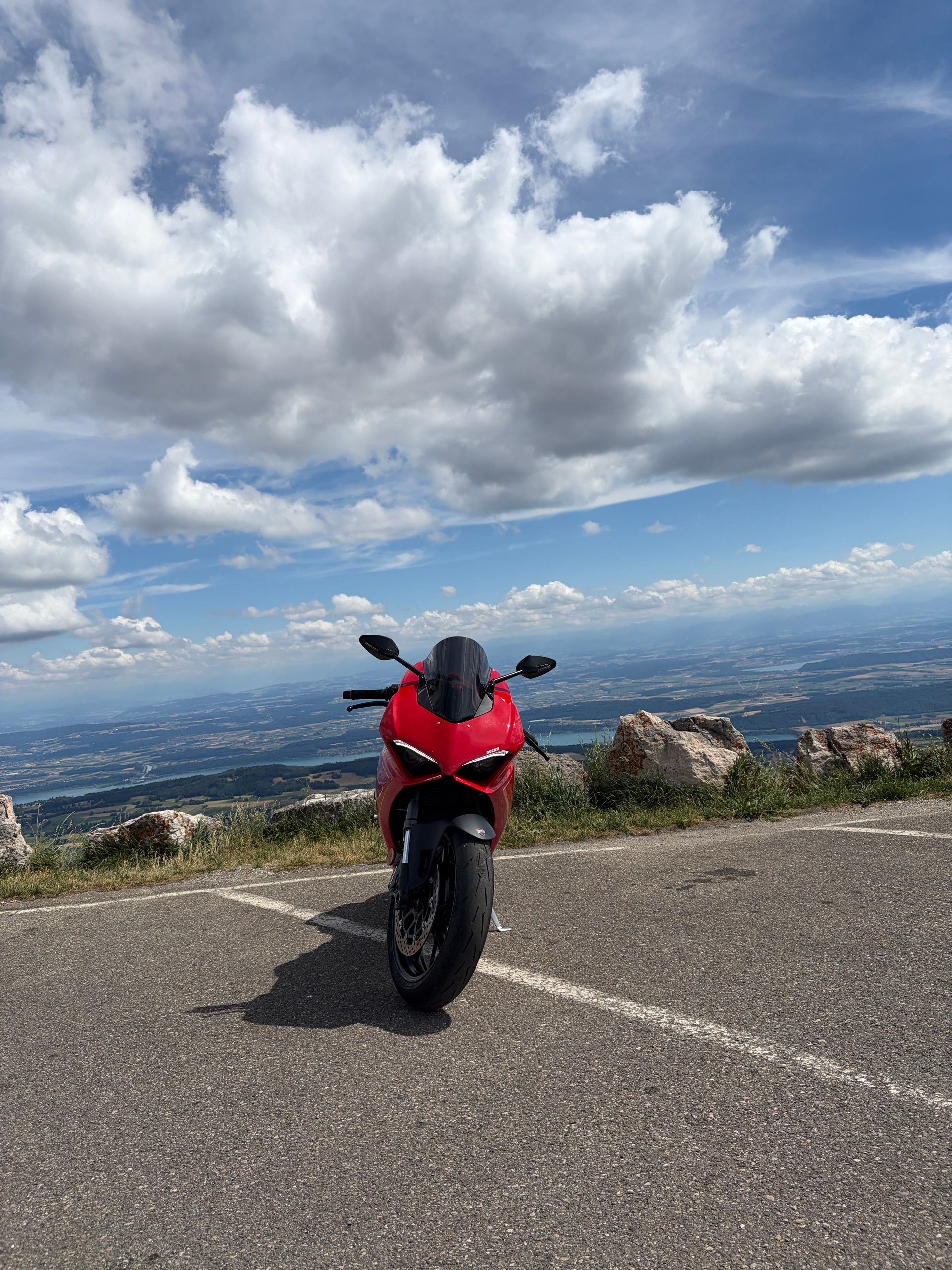 DUCATI Panigale V2-image-5
