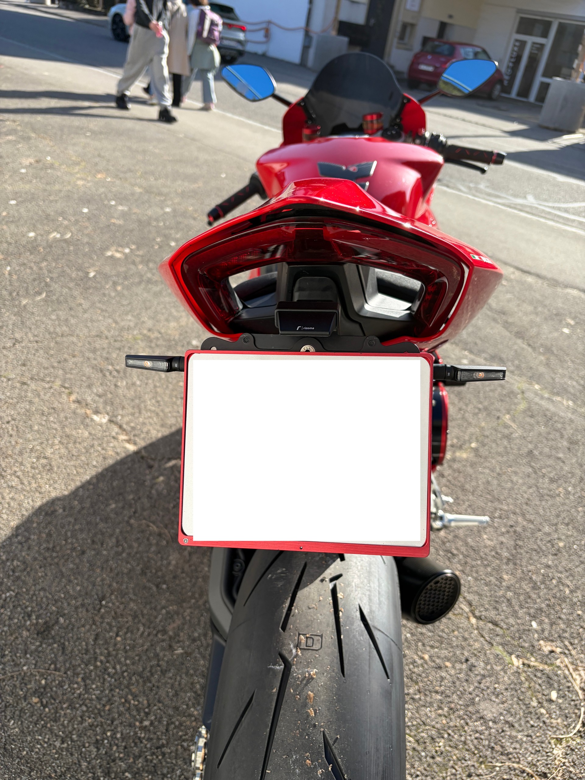 DUCATI Panigale V2-image-8