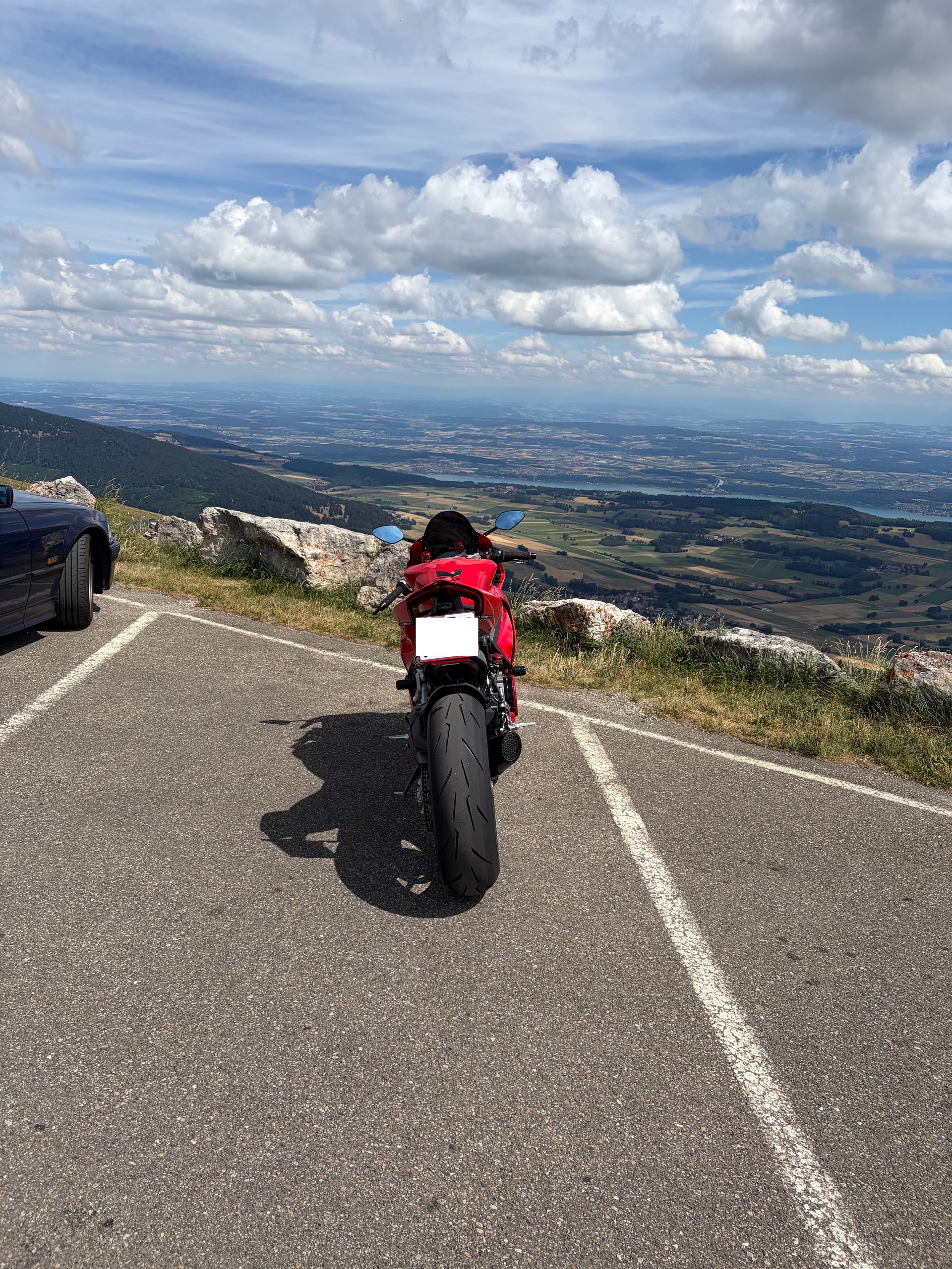 DUCATI Panigale V2-image-6