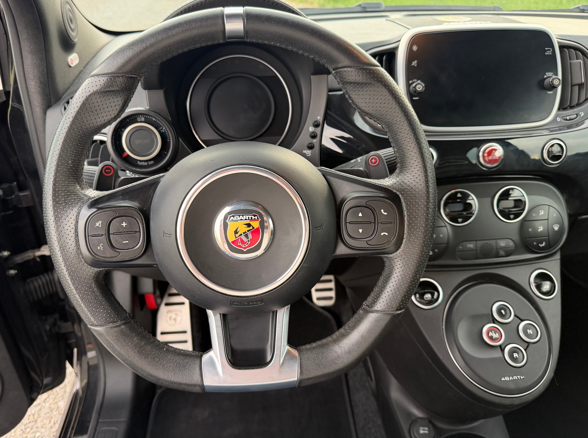 FIAT 595 1.4 16V Turbo Abarth Dualogic-image-12