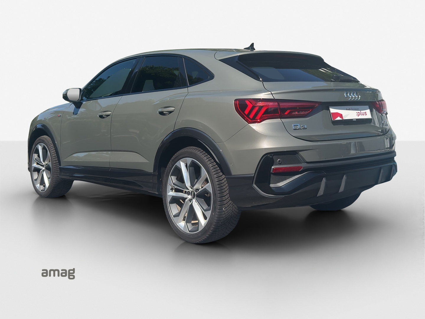 AUDI Q3 Sportback 45 TFSI S line quattro S-tronic-showroom-element-2