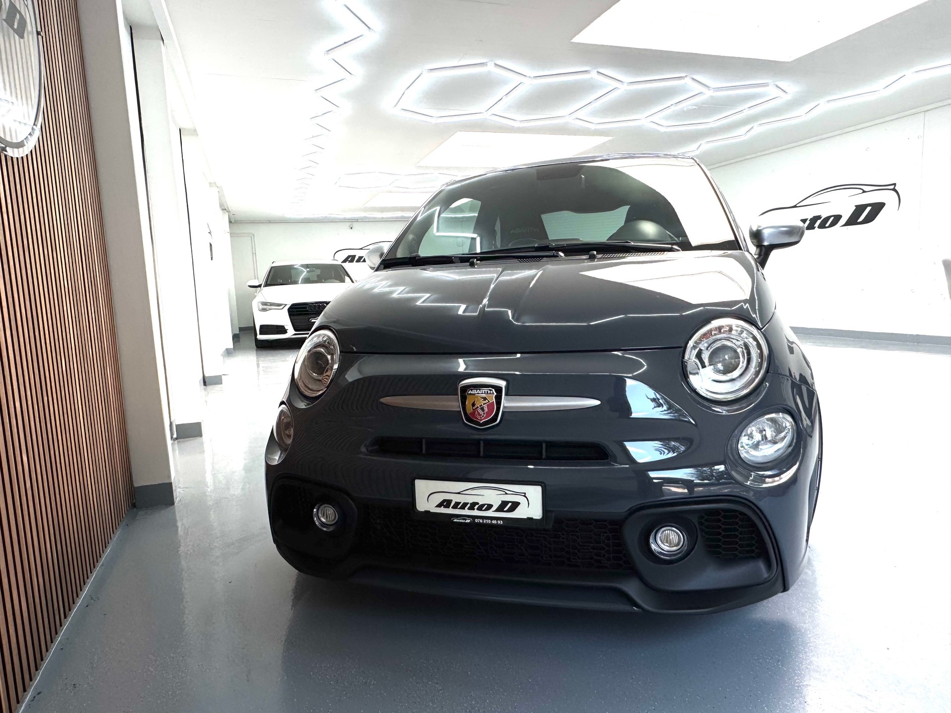 FIAT 595C 1.4 16V Turbo Abarth Turismo-showroom-element-2
