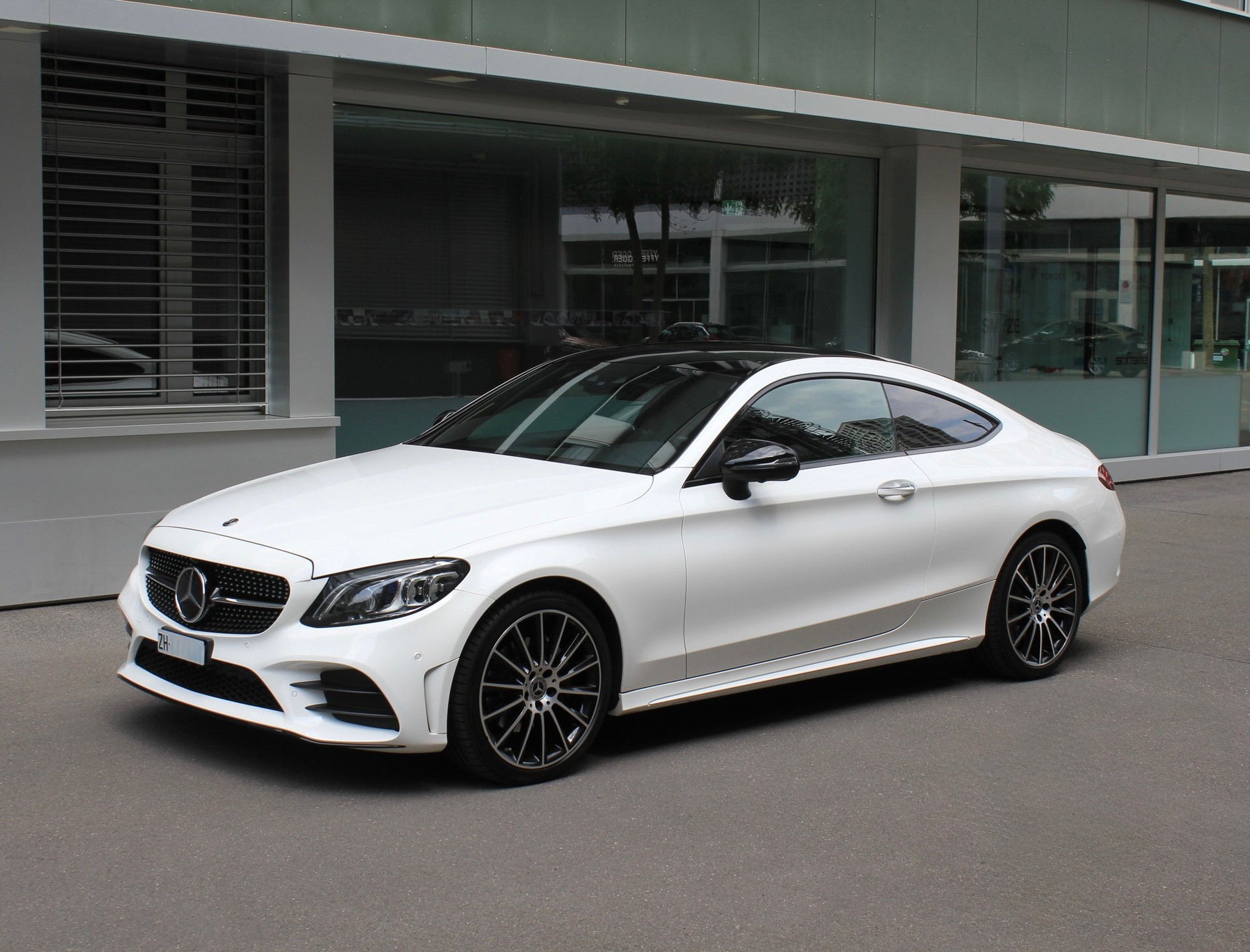 MERCEDES-BENZ C 200 Coupé 4Matic AMG Line 9G-Tronic