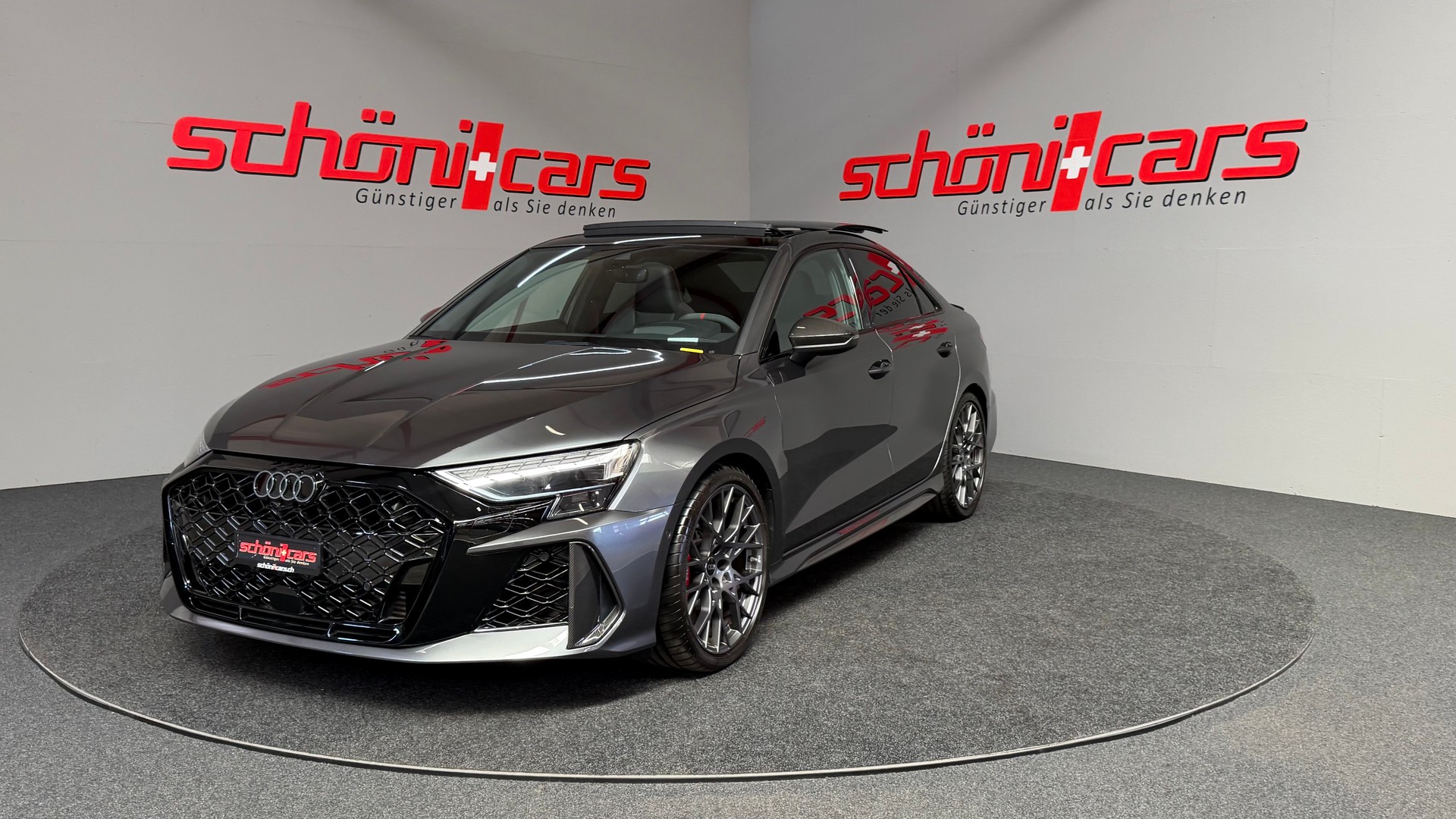 AUDI RS3 Limousine 2.5 TSI quattro S-tronic Carbon
