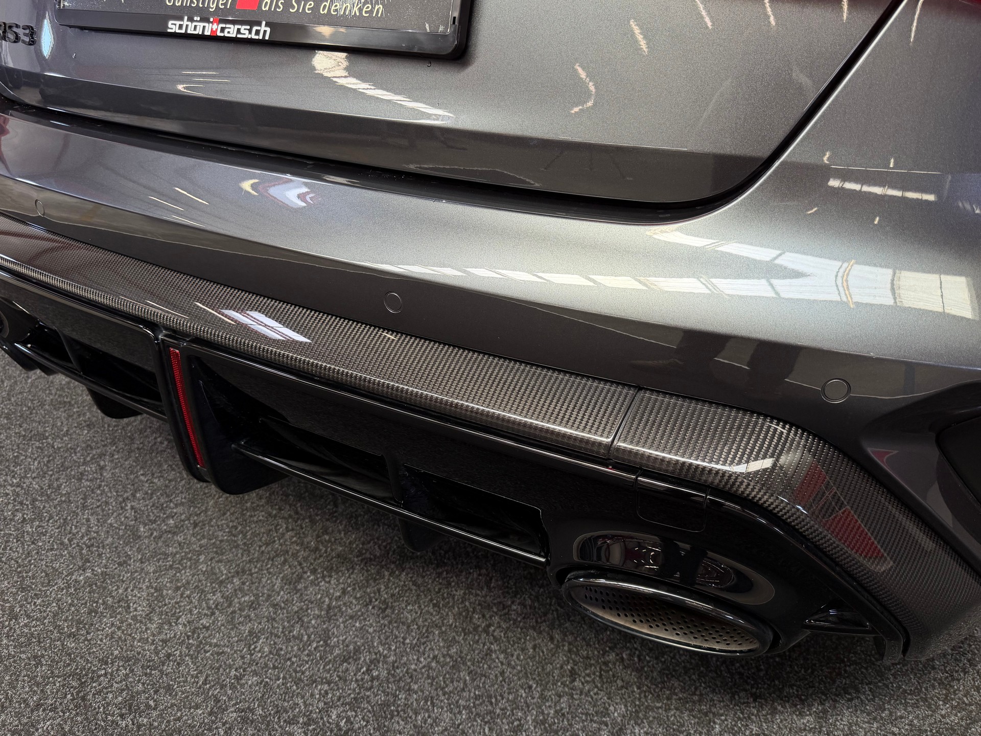 AUDI RS3 Limousine 2.5 TSI quattro S-tronic Carbon-showroom-element-1