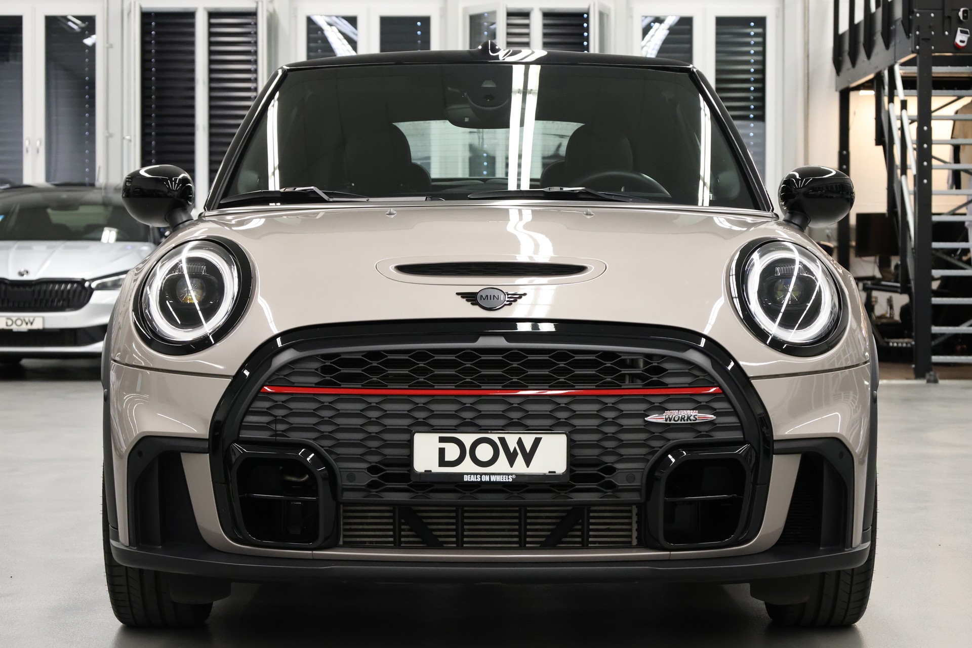 MINI Cabrio F57 2.0i John Cooper Works SAG-showroom-element-3