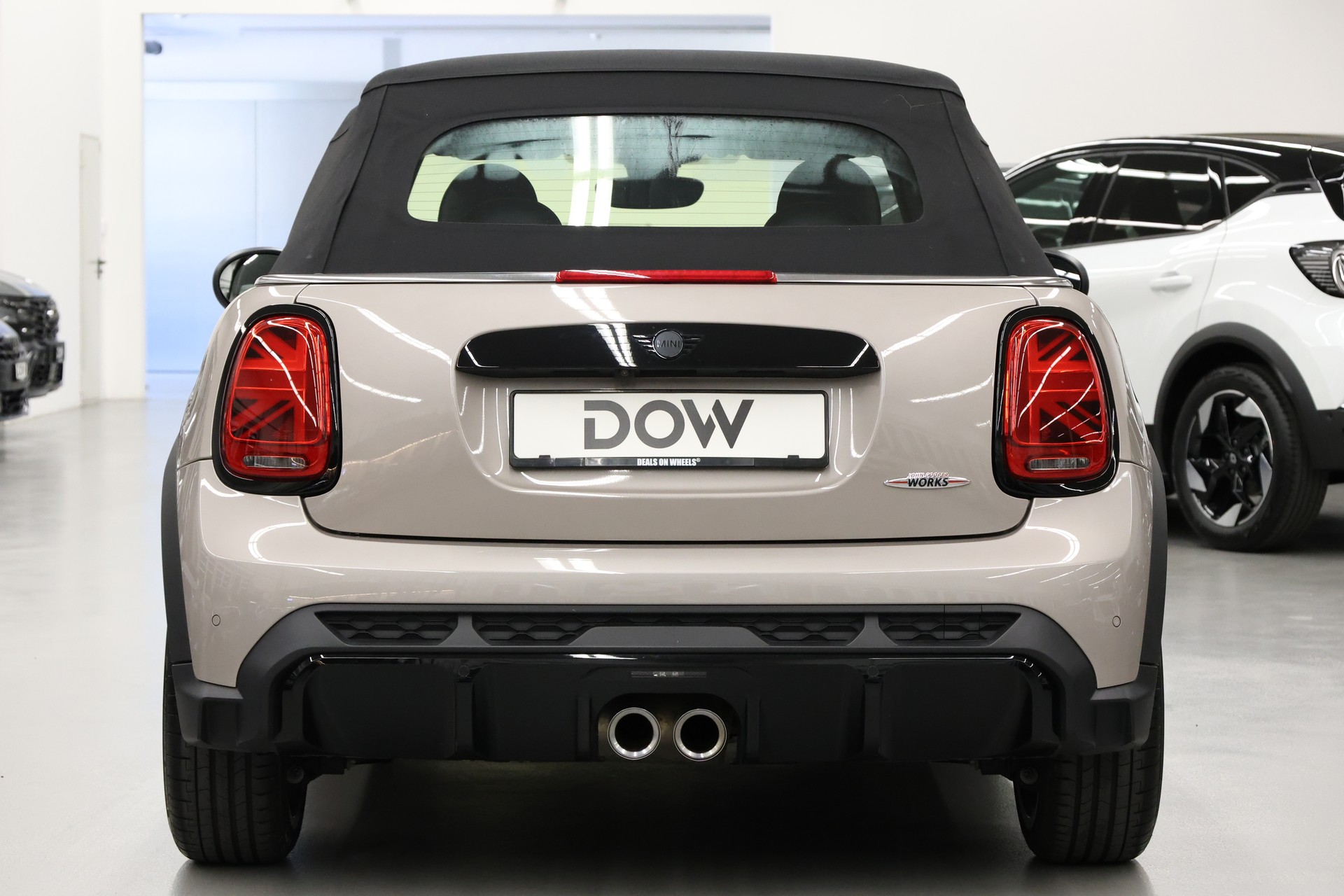 MINI Cabrio F57 2.0i John Cooper Works SAG-image-7
