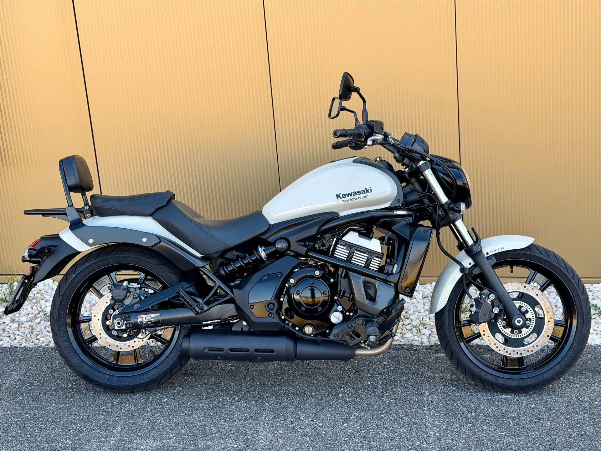 KAWASAKI Vulcan S ABS-showroom-element-3