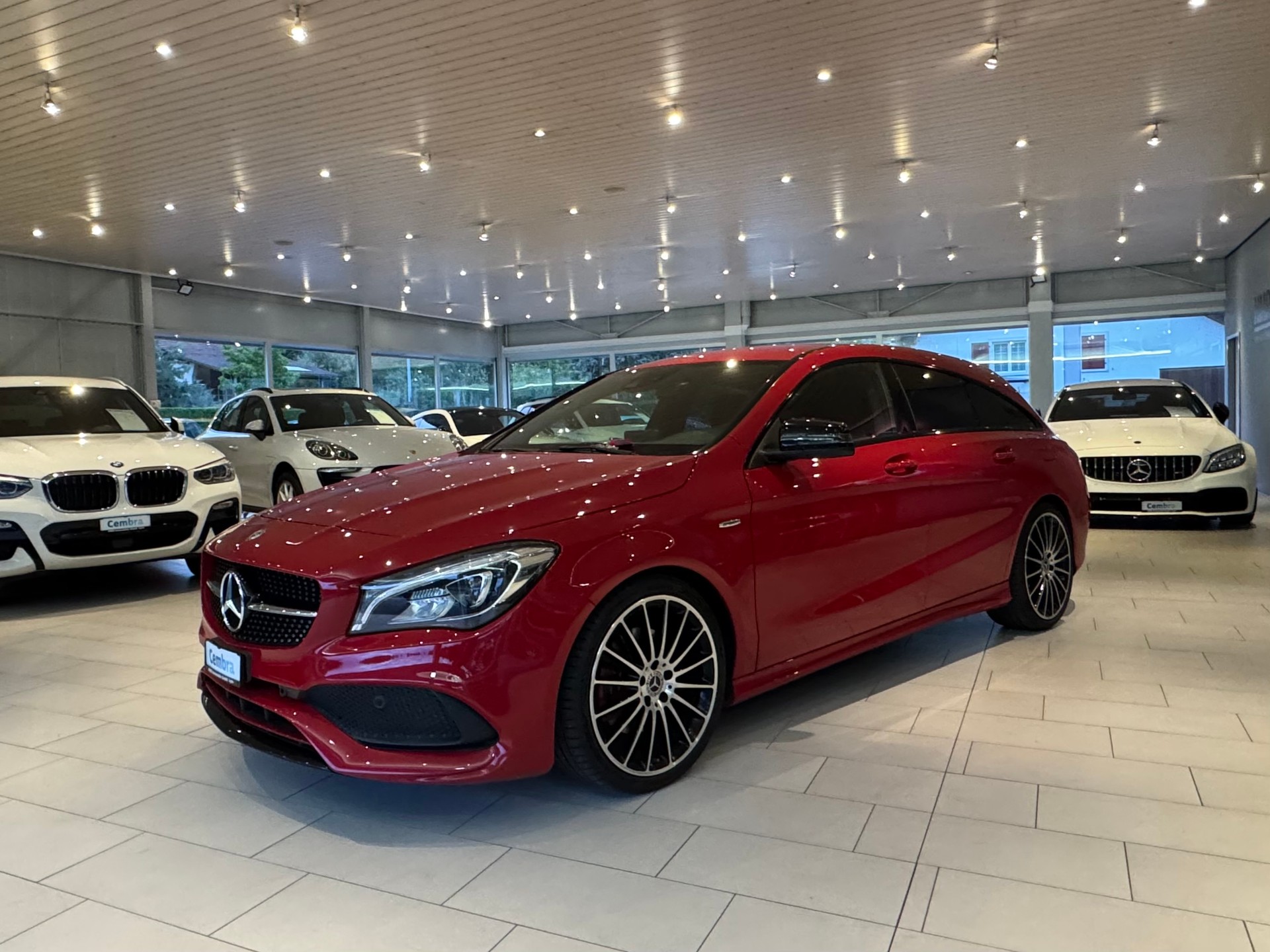 MERCEDES-BENZ CLA Shooting Brake 250 Sport 4Matic 7G-DCT-showroom-element-2