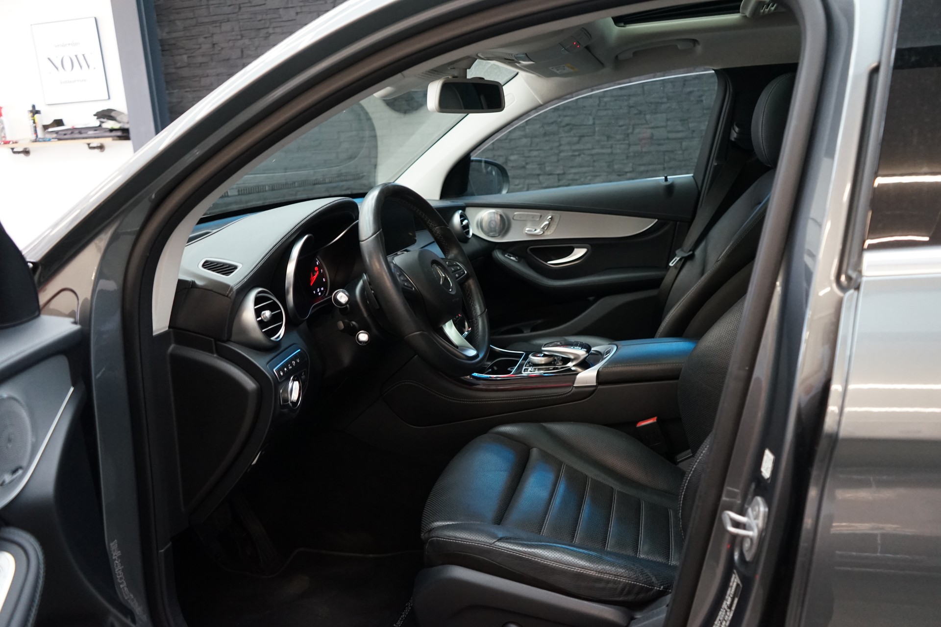 MERCEDES-BENZ GLC Coupé 250 AMG Line 4Matic 9G-Tronic-showroom-element-3