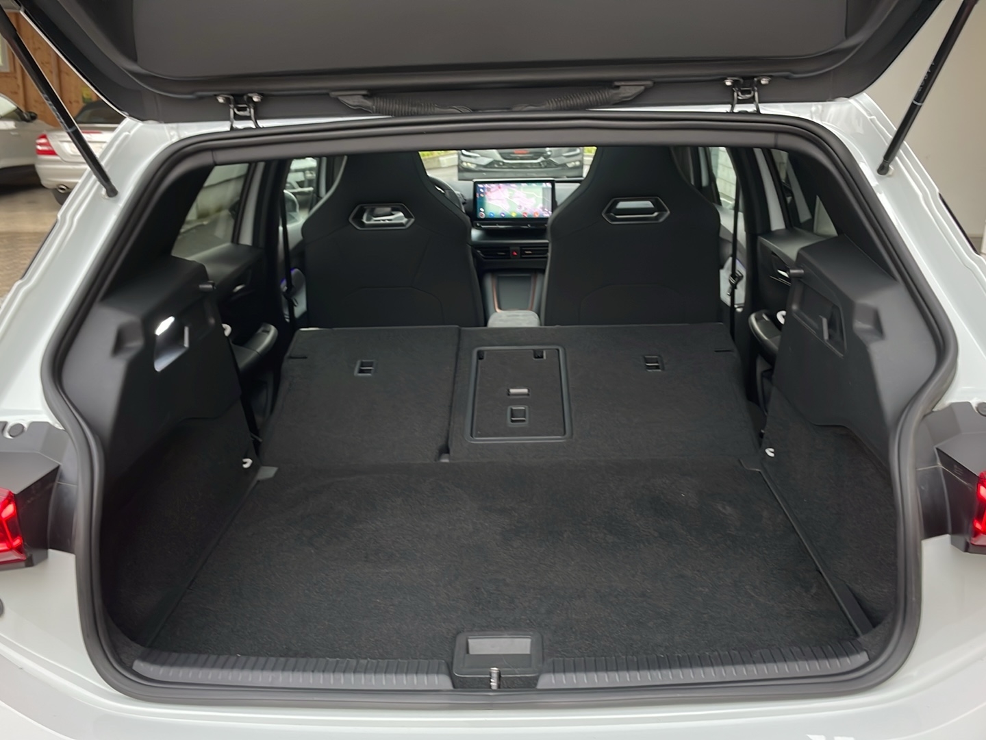 CUPRA Born Electric 58 kWh-image-13