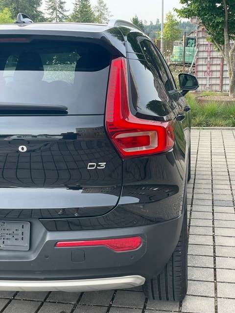 VOLVO XC40 D3 Momentum-image-10