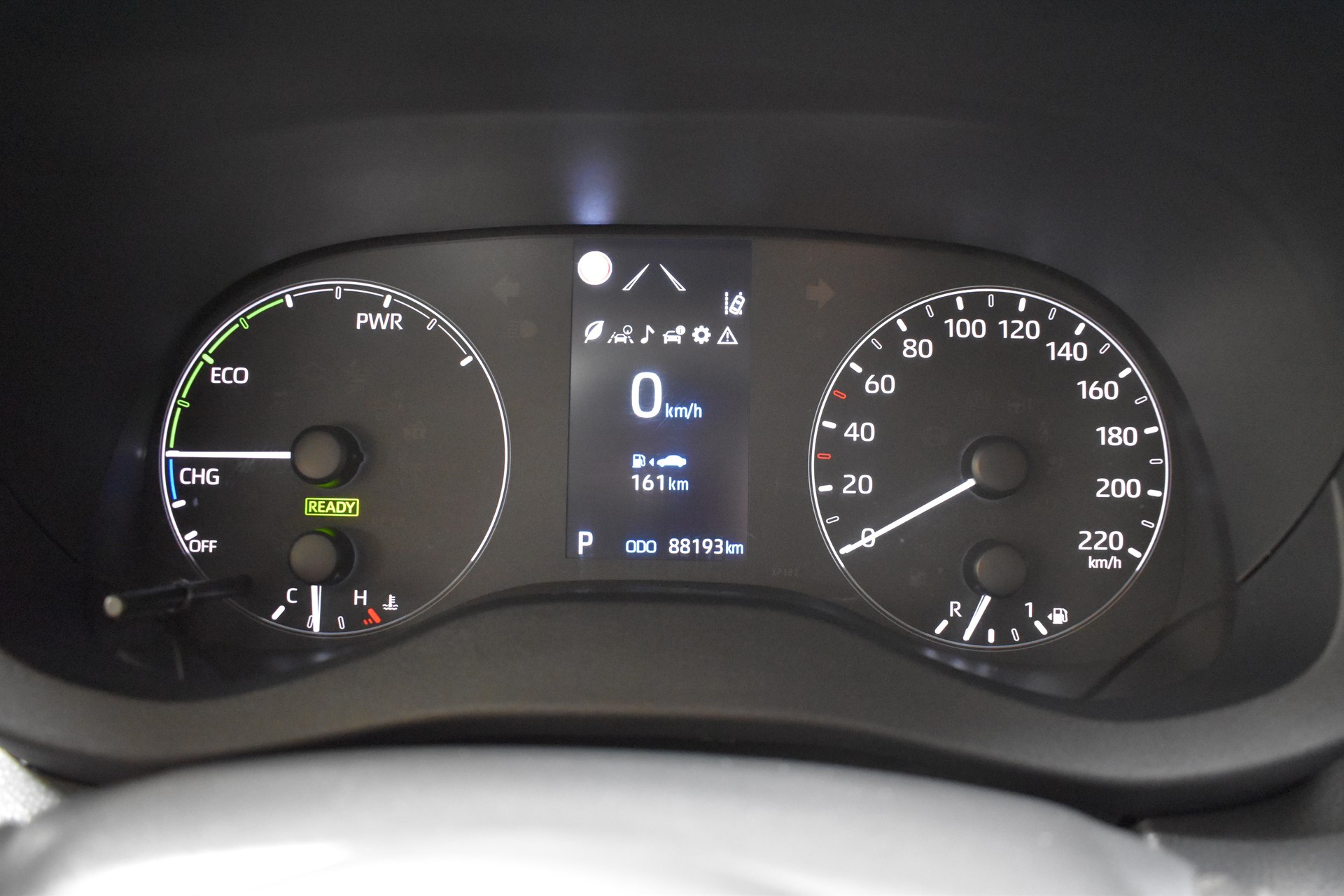 TOYOTA Yaris 1.5 Comfort e-CVT - New Model 2021-image-17