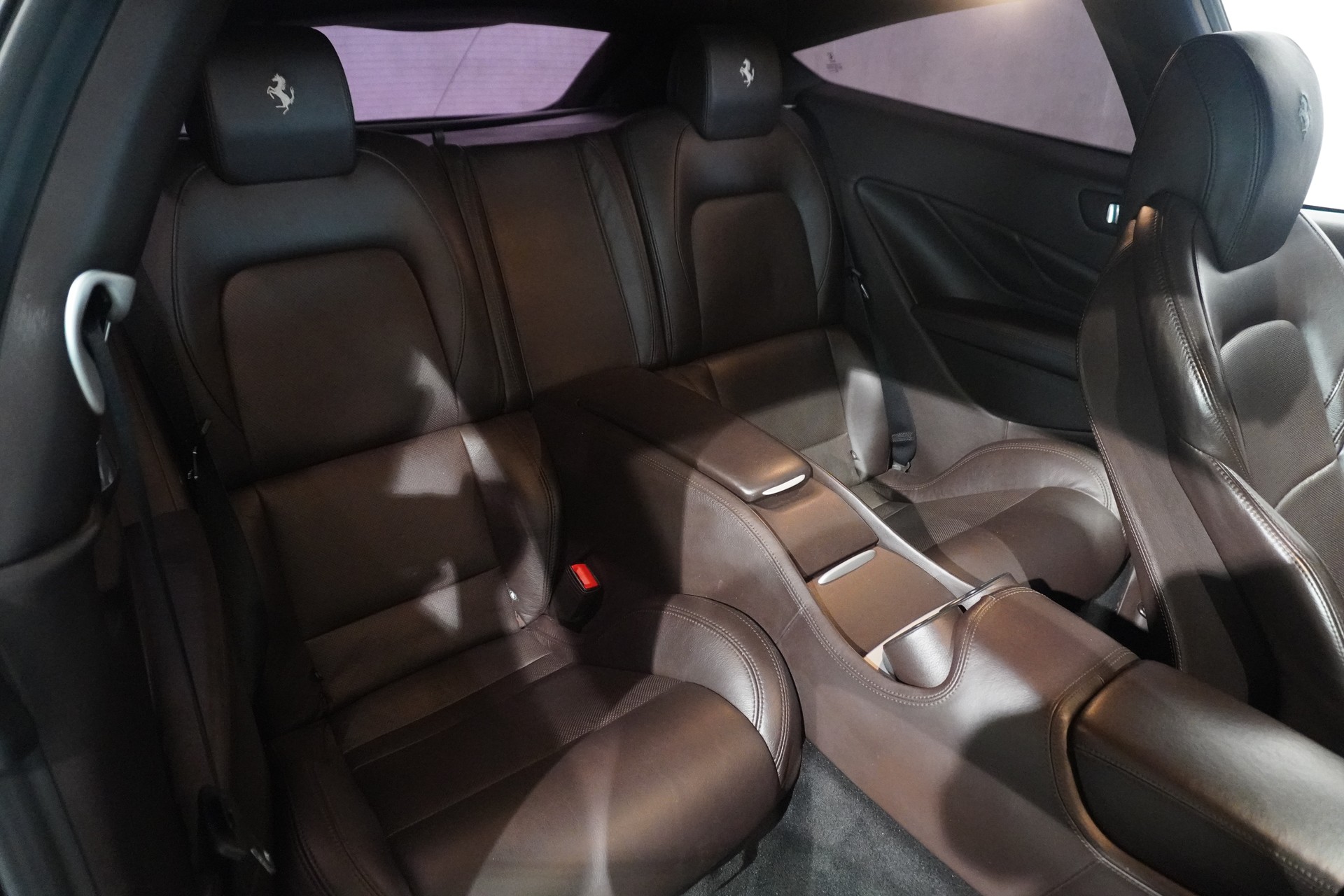 FERRARI FF-image-8