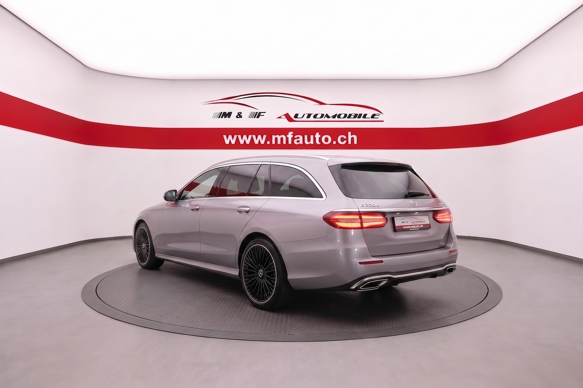 MERCEDES-BENZ E 220 d Avantgarde 4matic Kombi * Pack Park mit 360°-Kamera * Pack Fahrassistenz Plus * CH FAHRZEUG-showroom-element-3