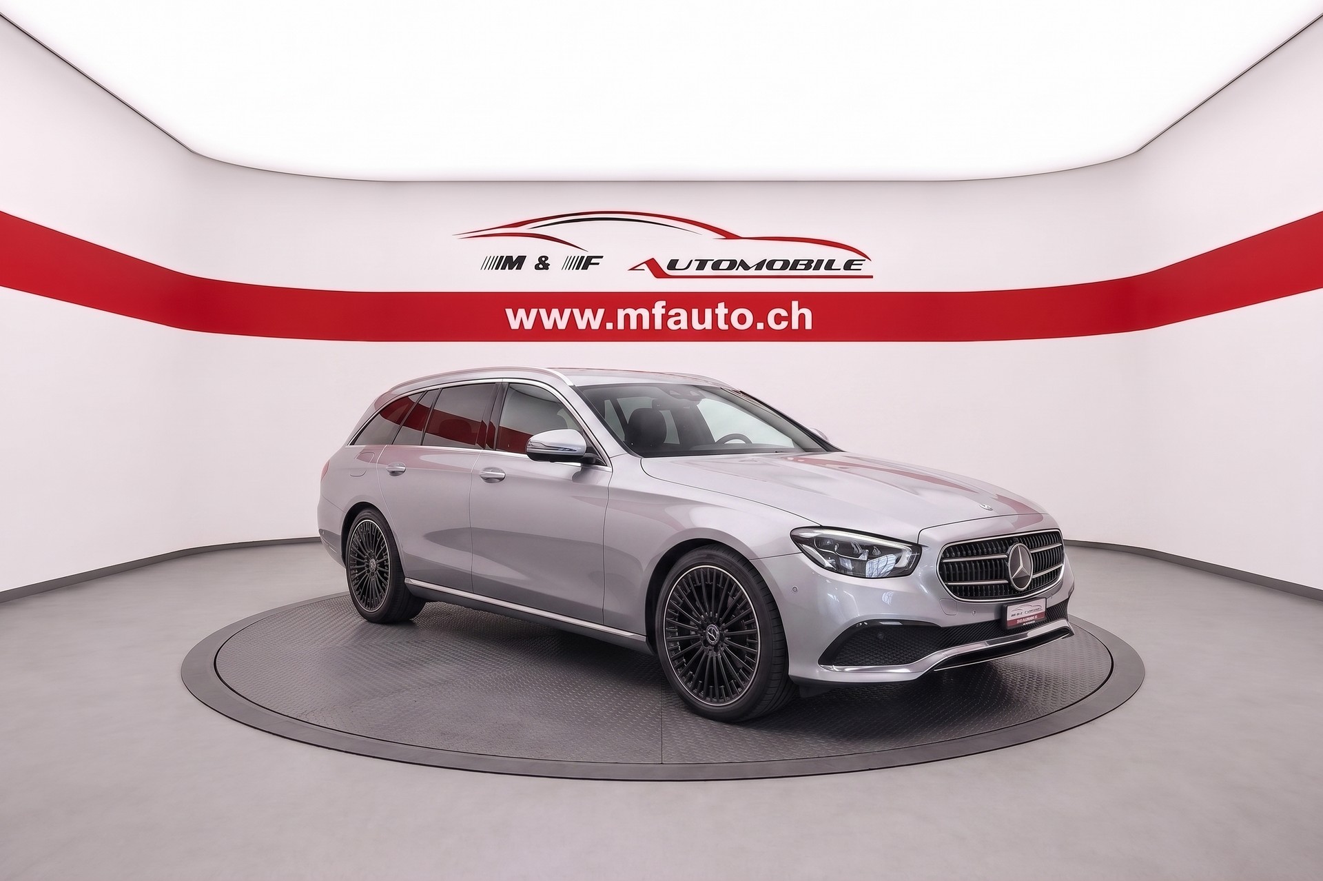 MERCEDES-BENZ E 220 d Avantgarde 4matic Kombi * Pack Park mit 360°-Kamera * Pack Fahrassistenz Plus * CH FAHRZEUG-showroom-element-2