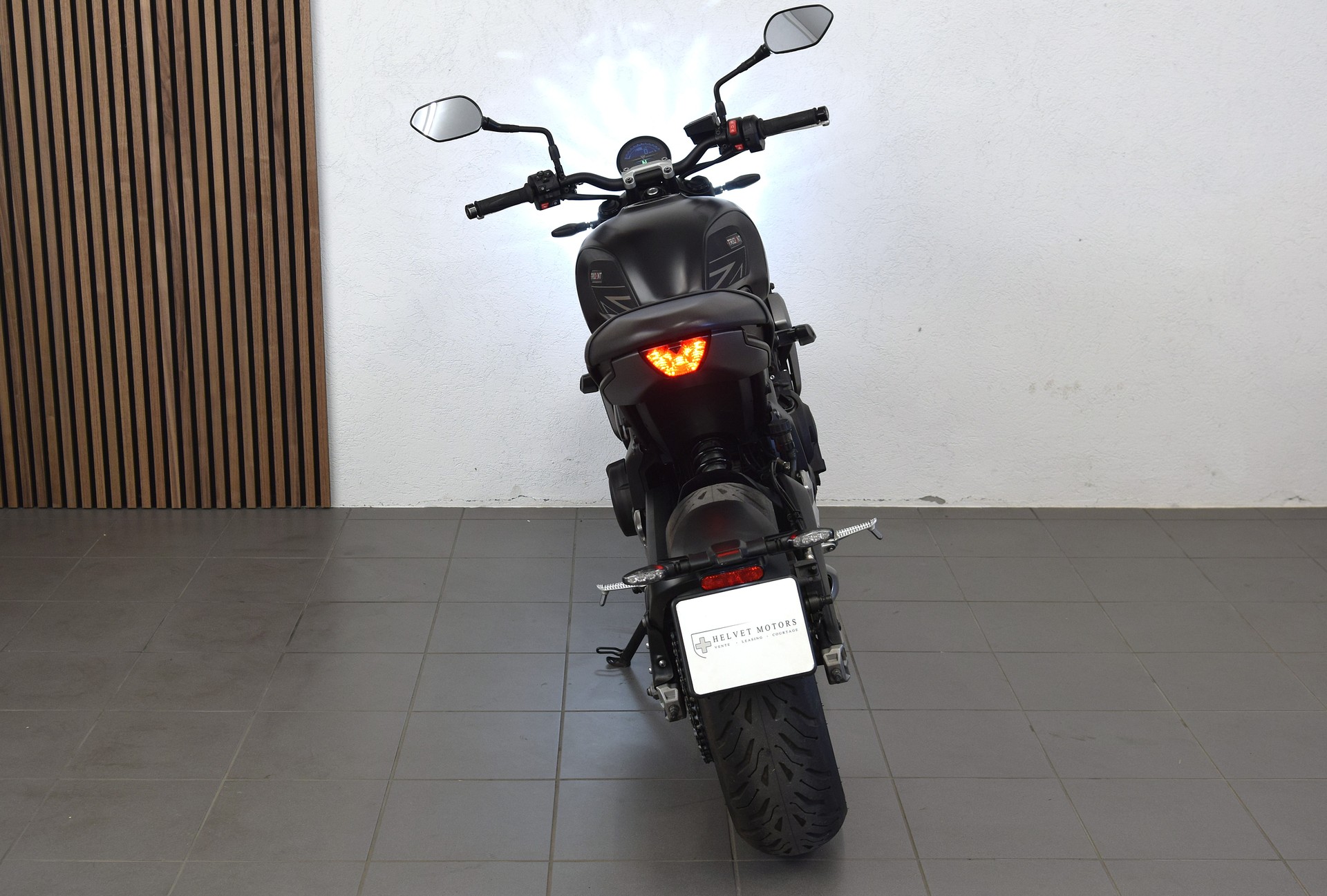 TRIUMPH Trident 660-image-3