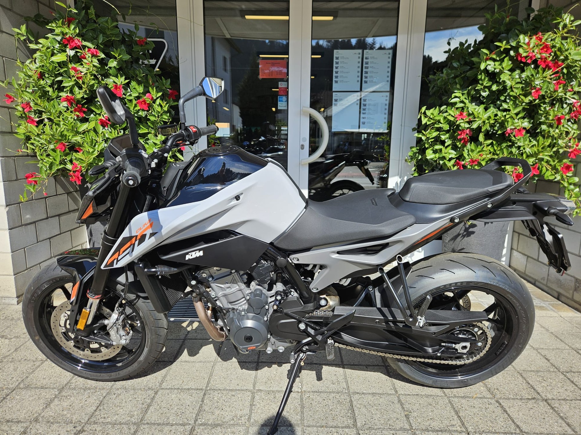 KTM 790 Duke-image-4
