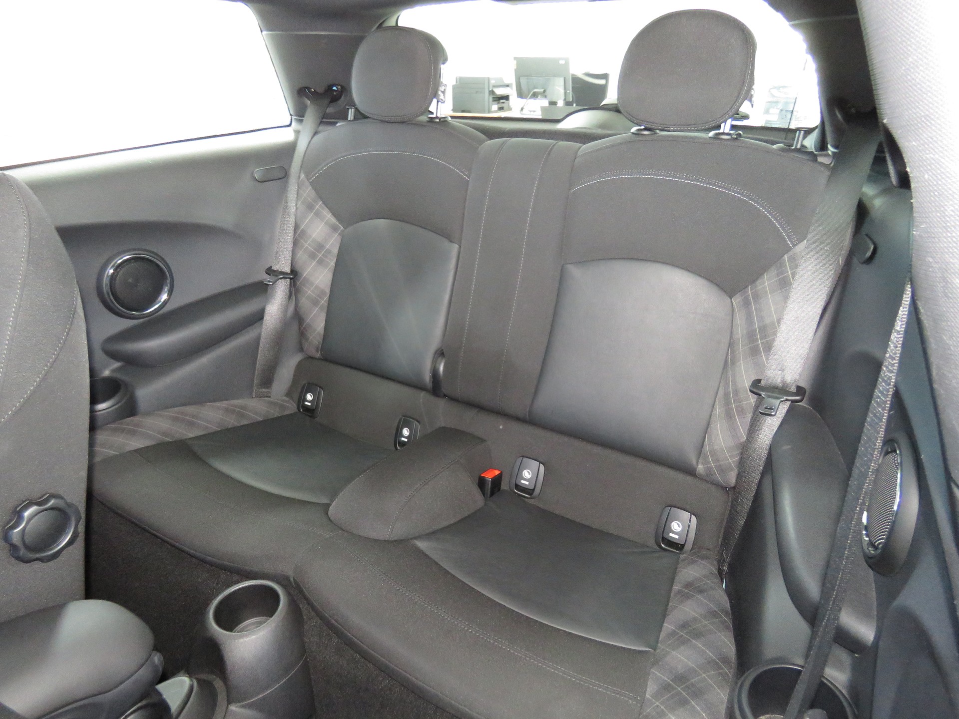 MINI Cooper D Classic Edition Steptronic (Automat)-image-8