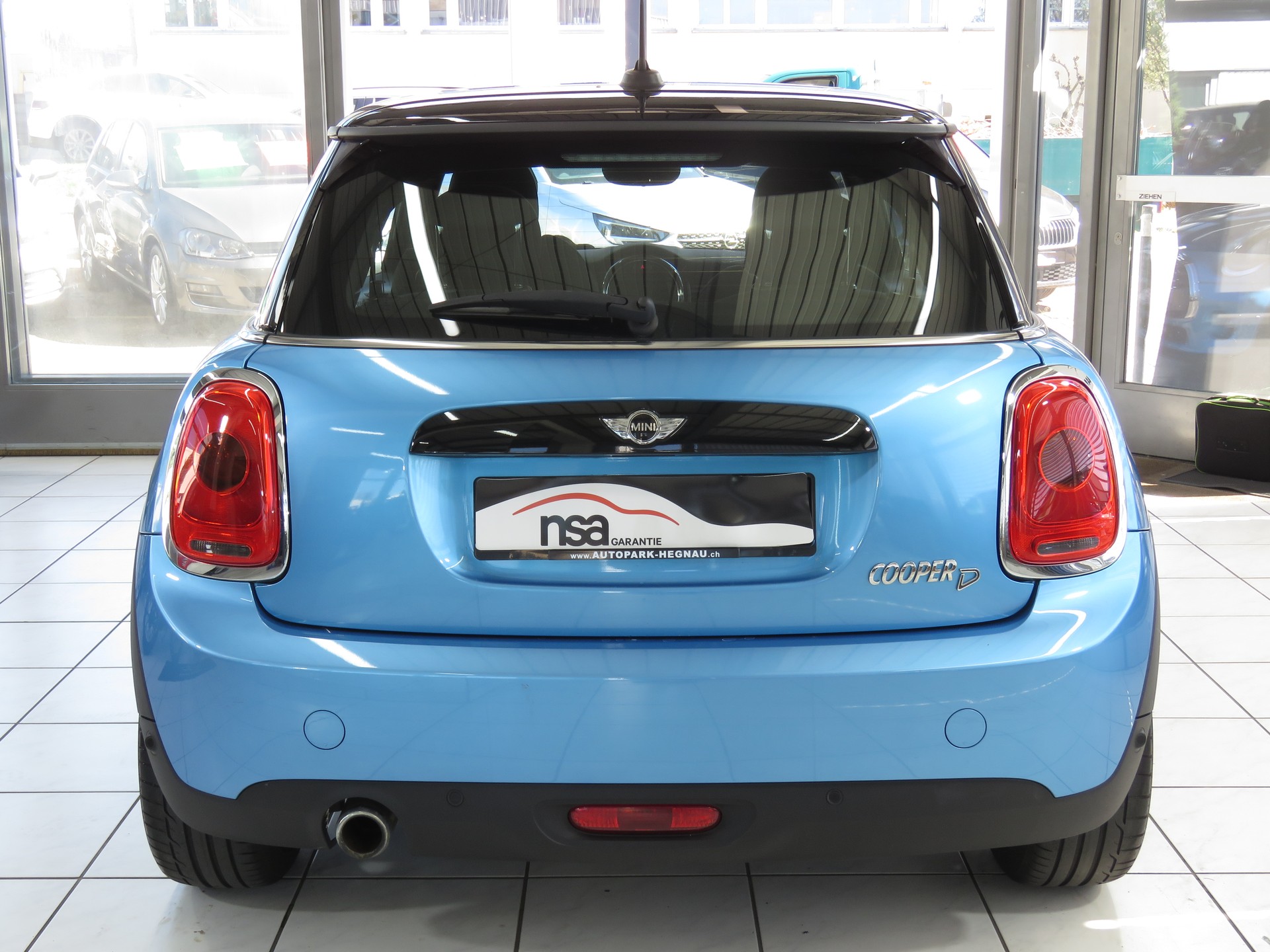 MINI Cooper D Classic Edition Steptronic (Automat)-image-4